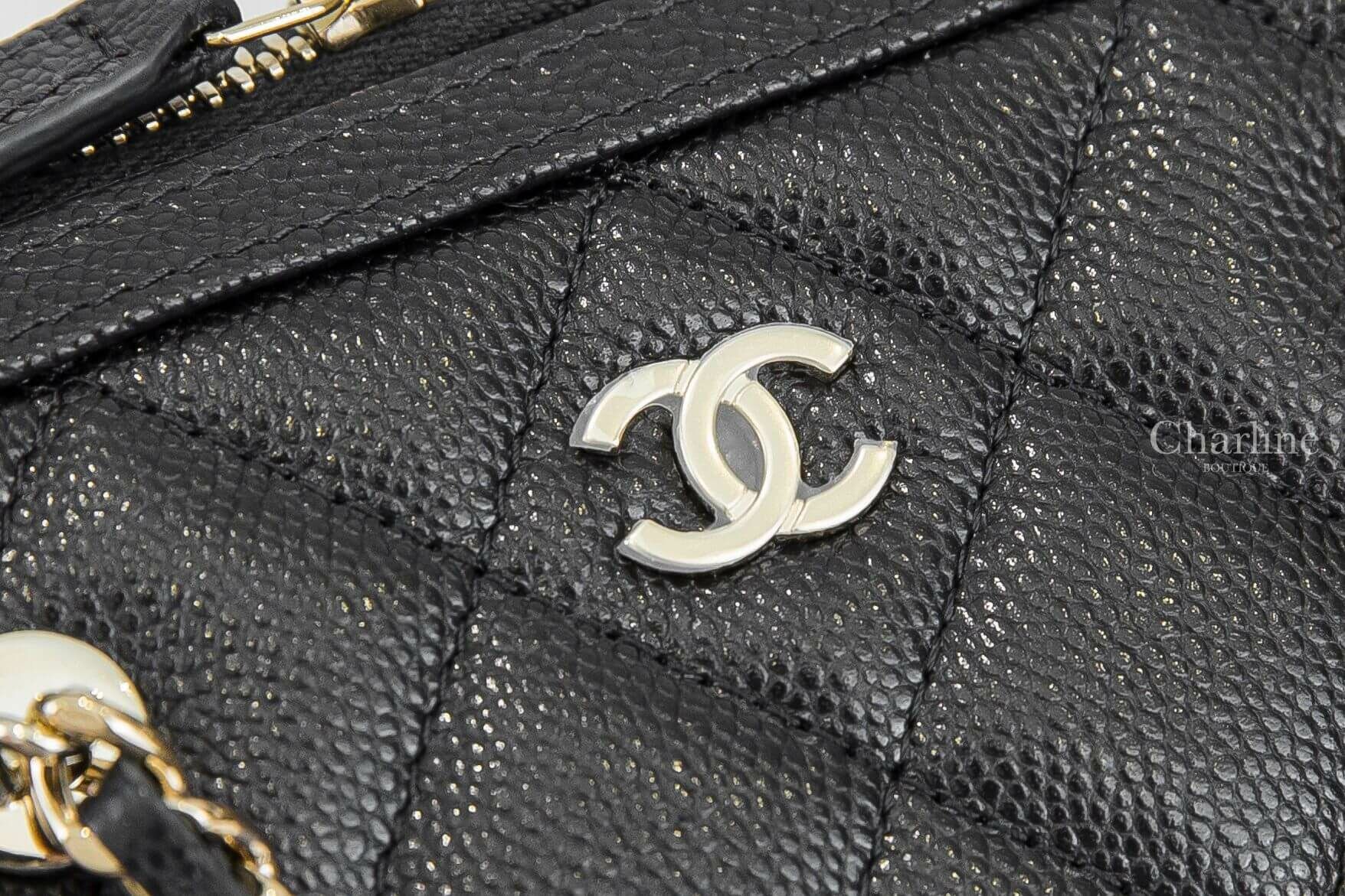 Chanel Bag 黑色金CC金鍊酒紅內裡荔枝菱格紋圓筒手提肩背包