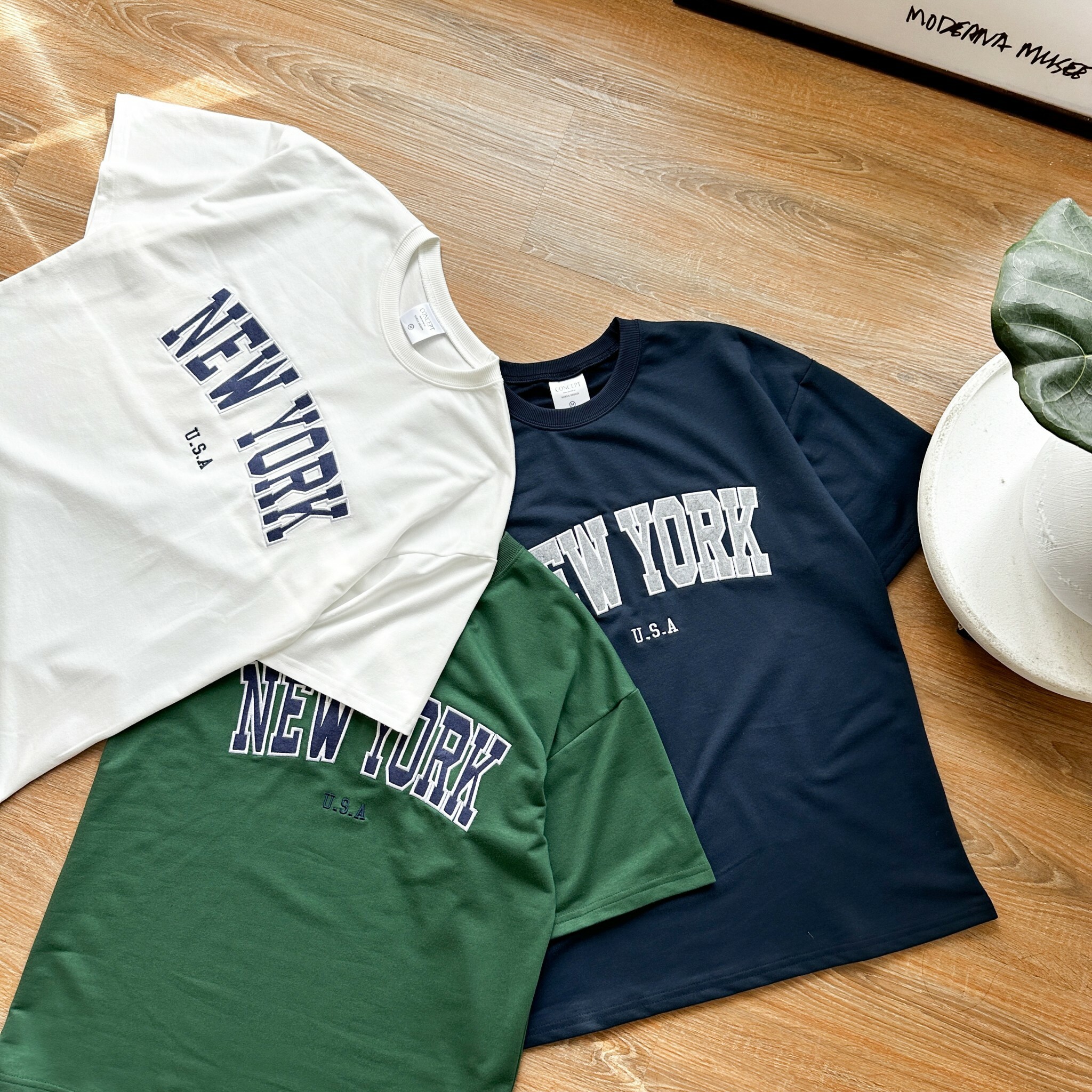 自訂款 NEW YORK 韓國細絨布 刺繡短T IM80548