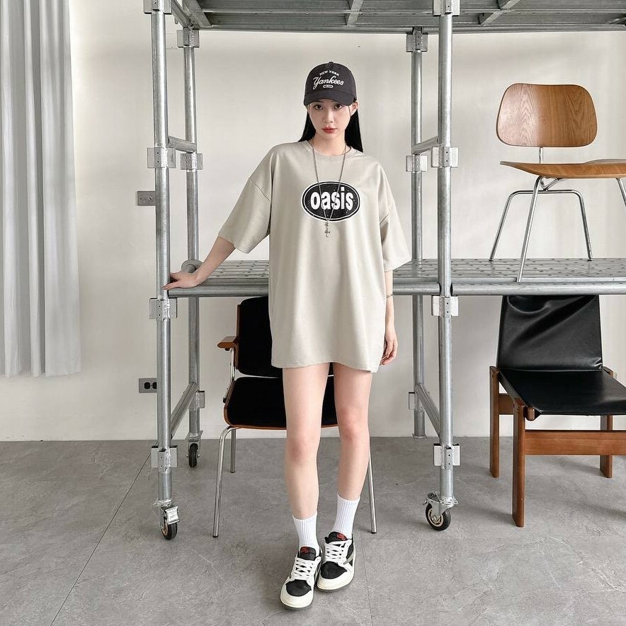 自訂款 OASIS斑駁感圓標短T IM80857