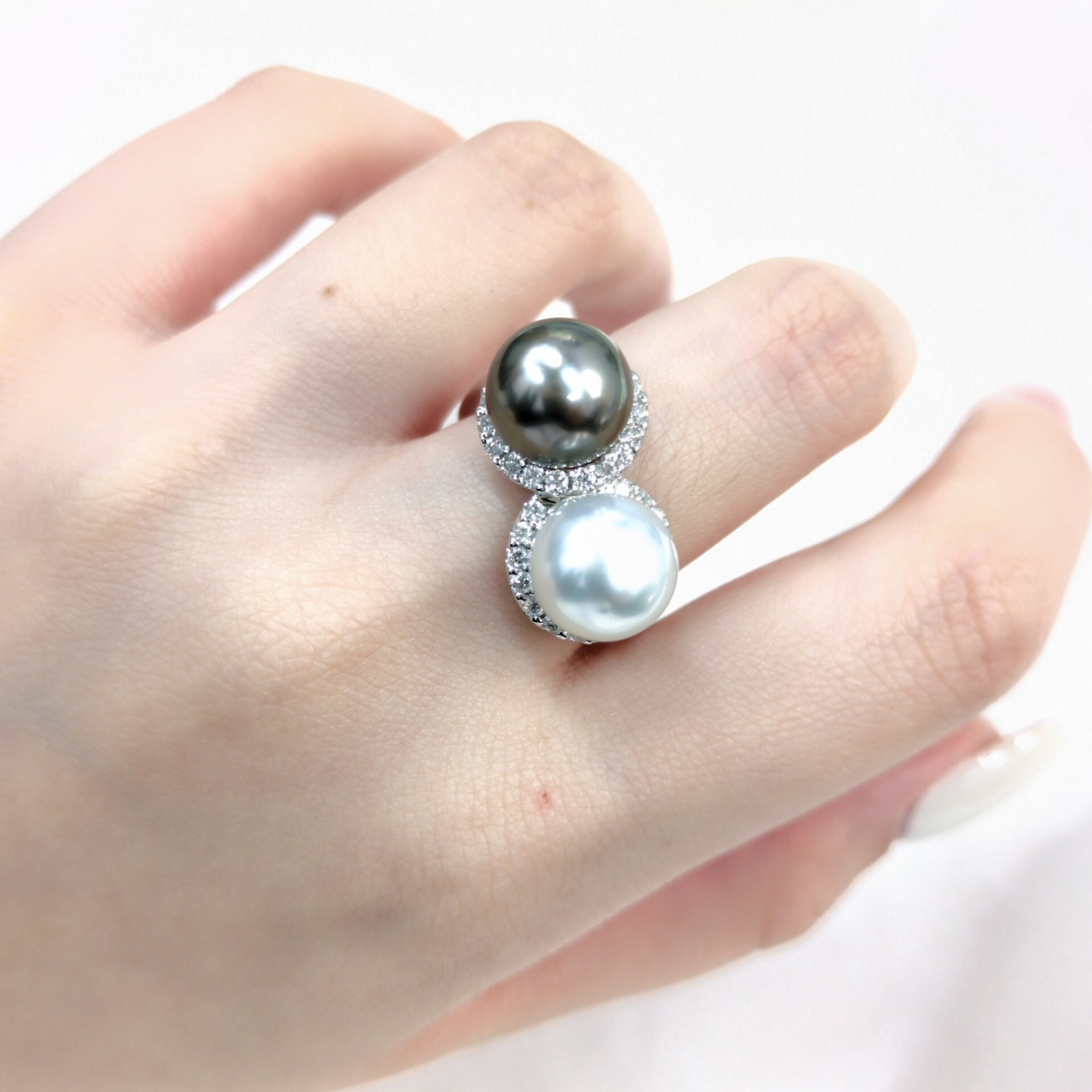 18K White Gold 0.54ct Pearl and Diamond Ring