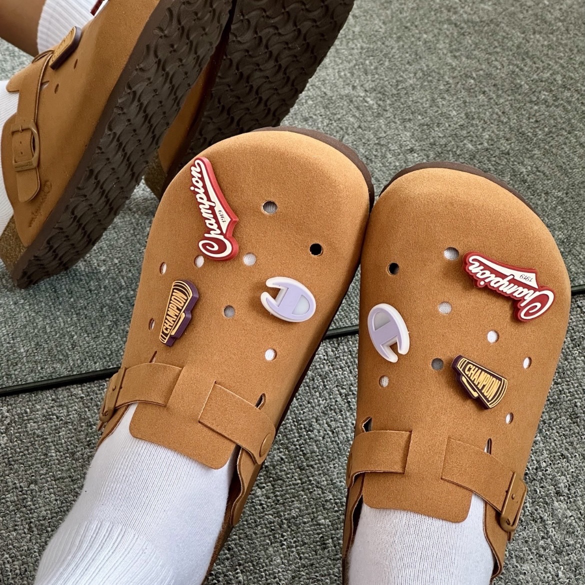 Champion 洞洞勃肯鞋 Sandal Birken 日常搭配 鞋扣配飾 增高