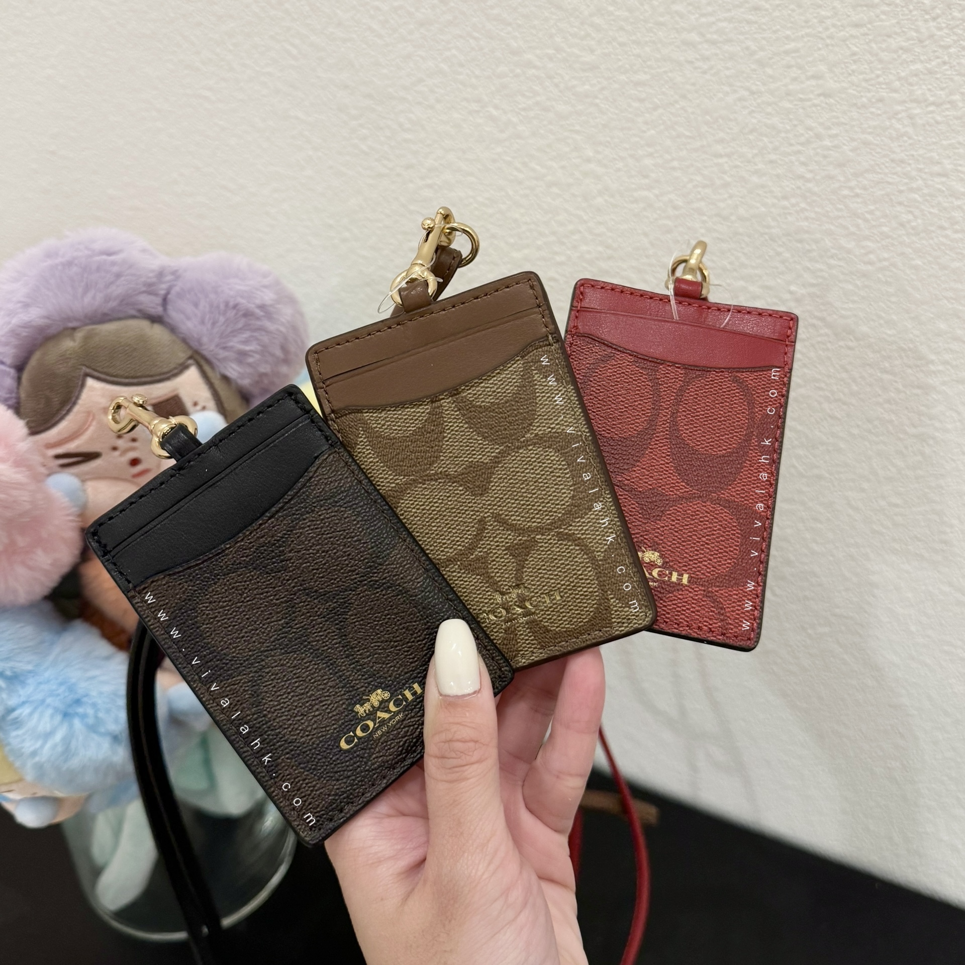 Coach - 掛頸證卡套 (C字暗花) (63274)