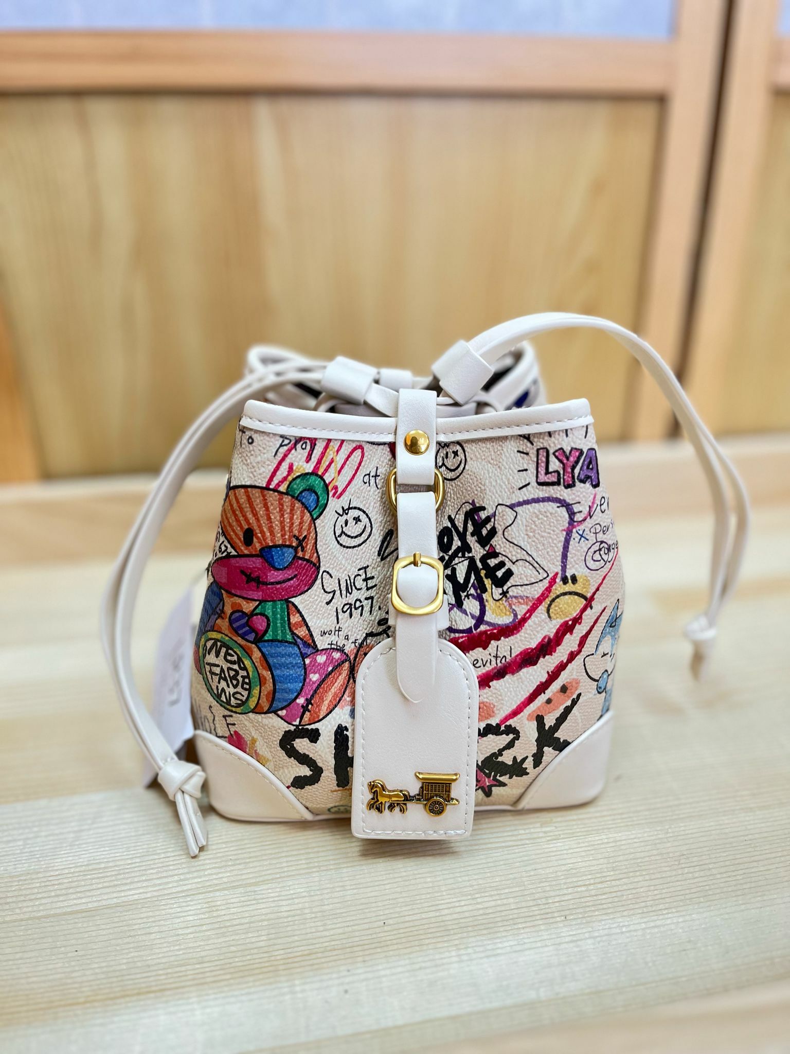 LR38 - 天然牛皮 Bear 斜孭側孭手袋