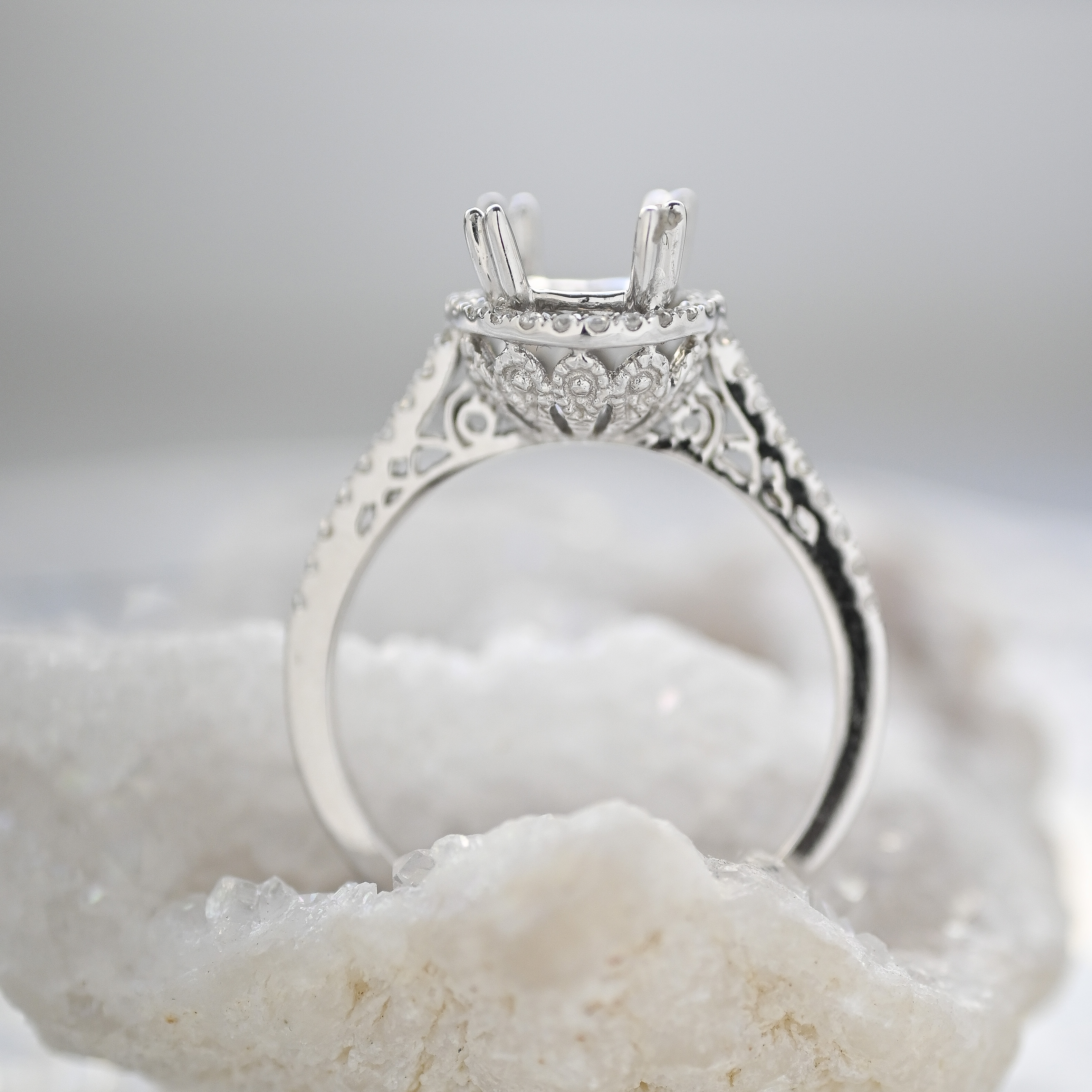 18K 1.5ct Diamond Ring Setting