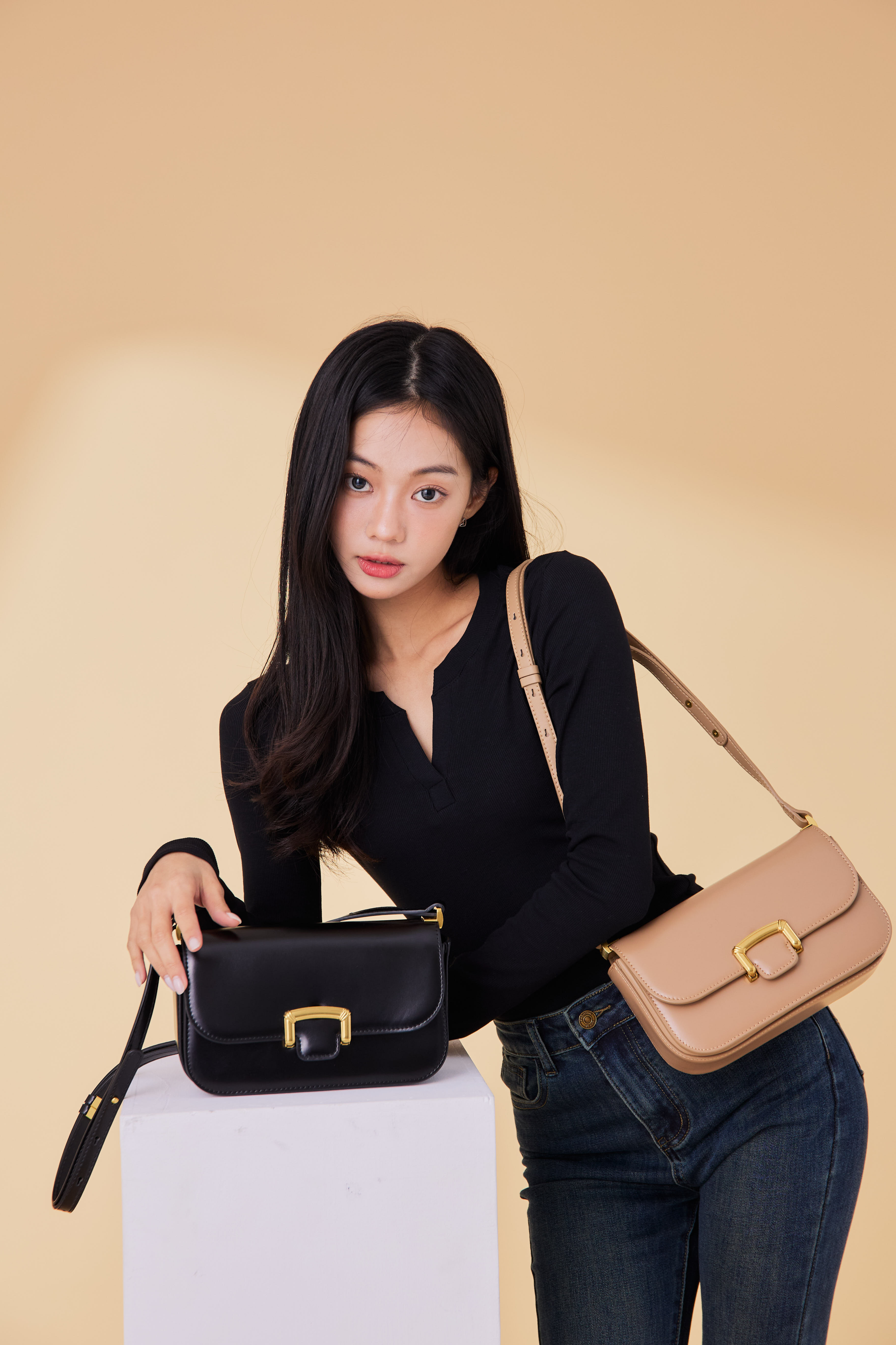 * 輕奢質感真皮單肩包