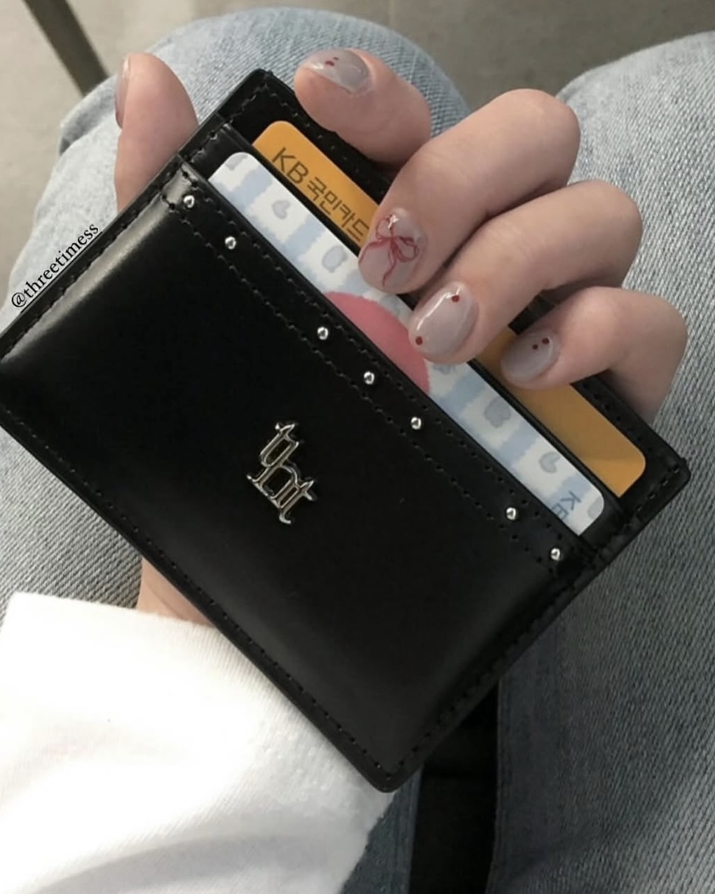 threetimes) Classic stud card holder black