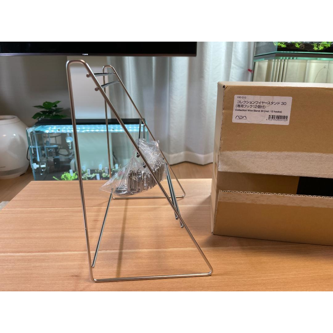 ADA Collection Wire Stand 30 (incl. 12 hooks) [192-010]