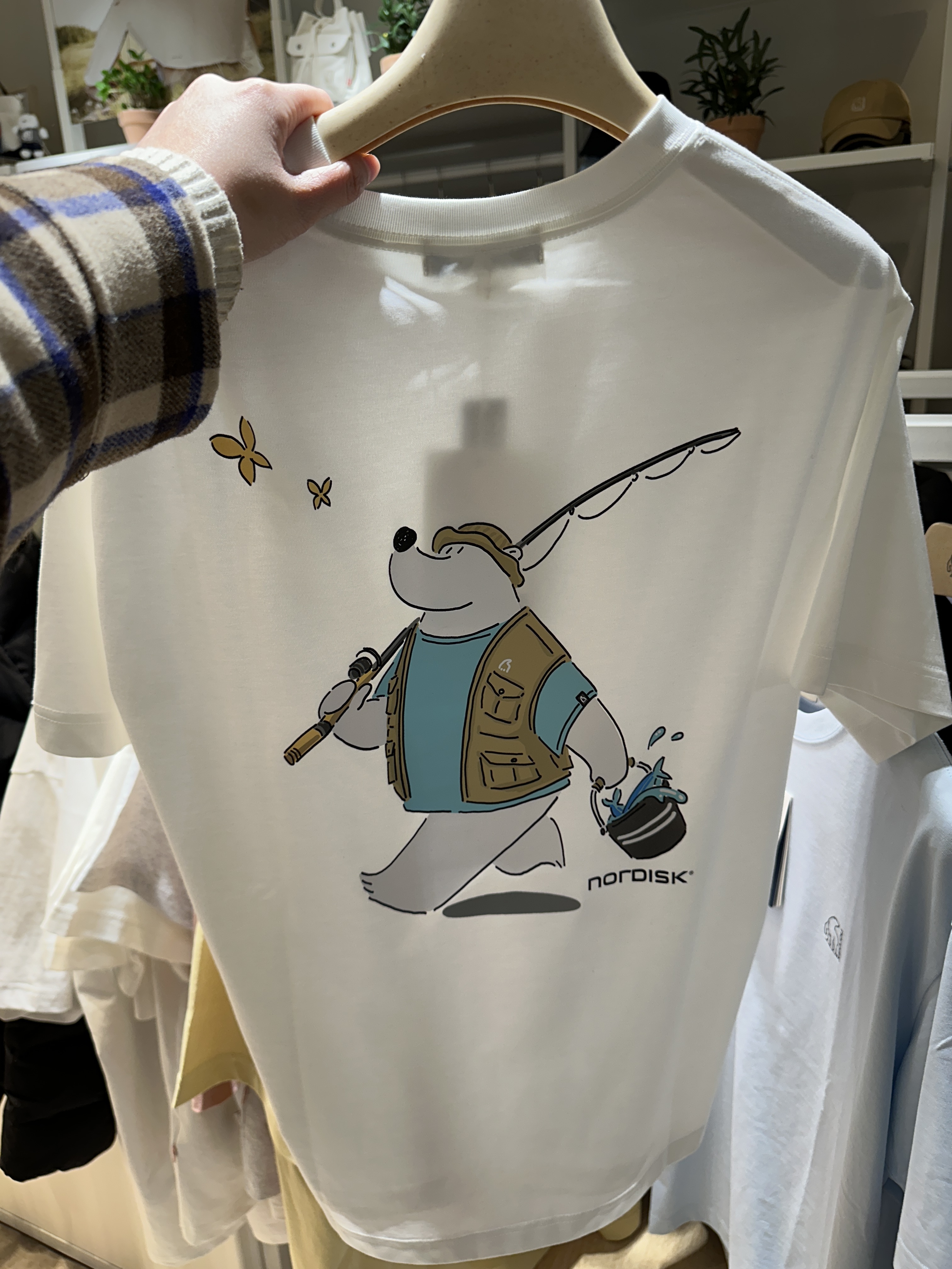 【現貨零碼折扣】Nordisk 釣魚小白熊 短tee OUM24233