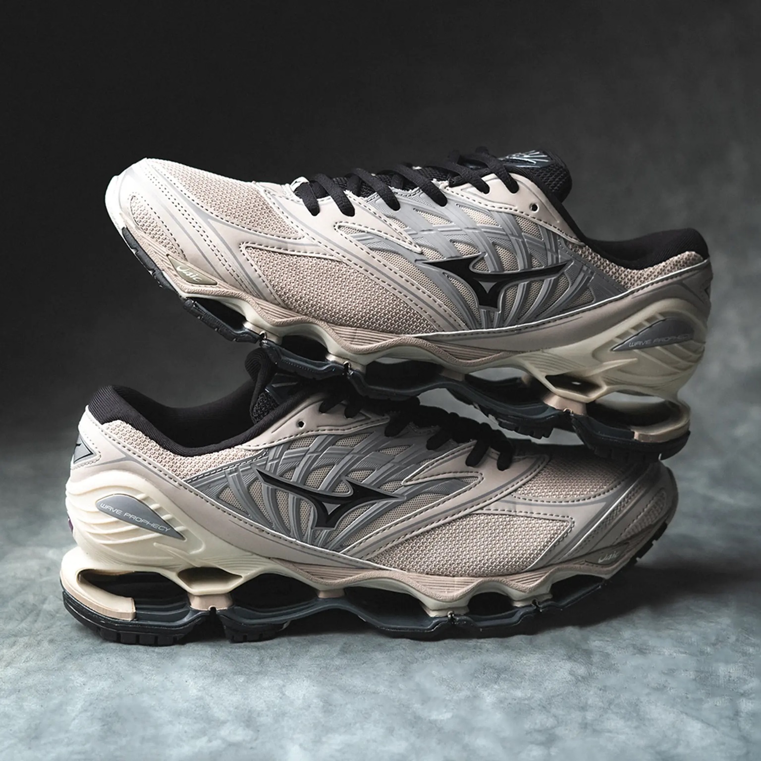 [預訂] MIZUNO WAVE PROPHECY LS | Silvercloud Grey Black