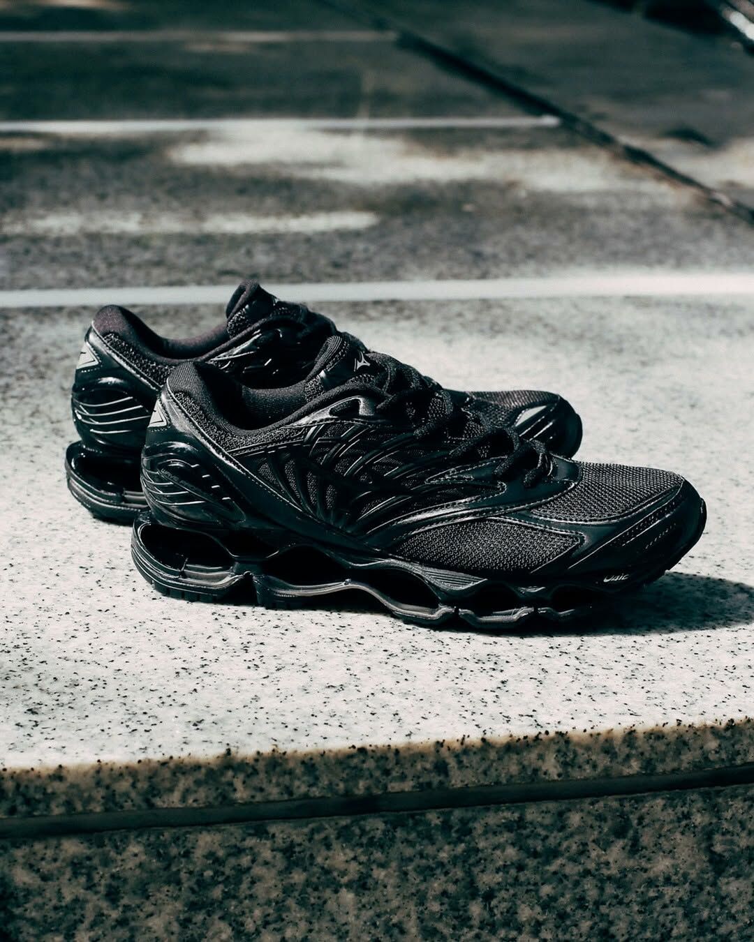 [預訂] MIZUNO WAVE PROPHECY LS | BLACK
