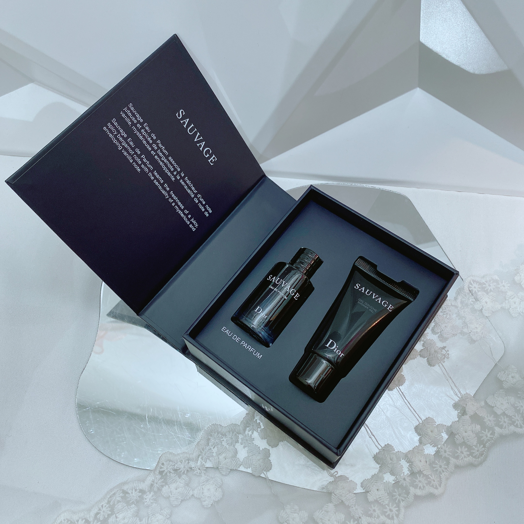 Dior SAUVAGE 男士小書盒旅行套裝