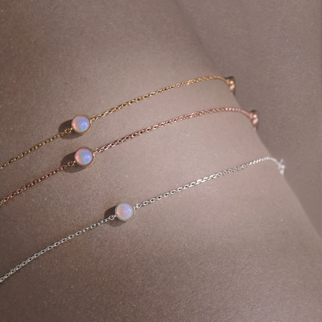 美石　名石　珍石 Silver-Topped Gold, Sapphire and Diamond Brooch [ 黃金鍍銀鑲