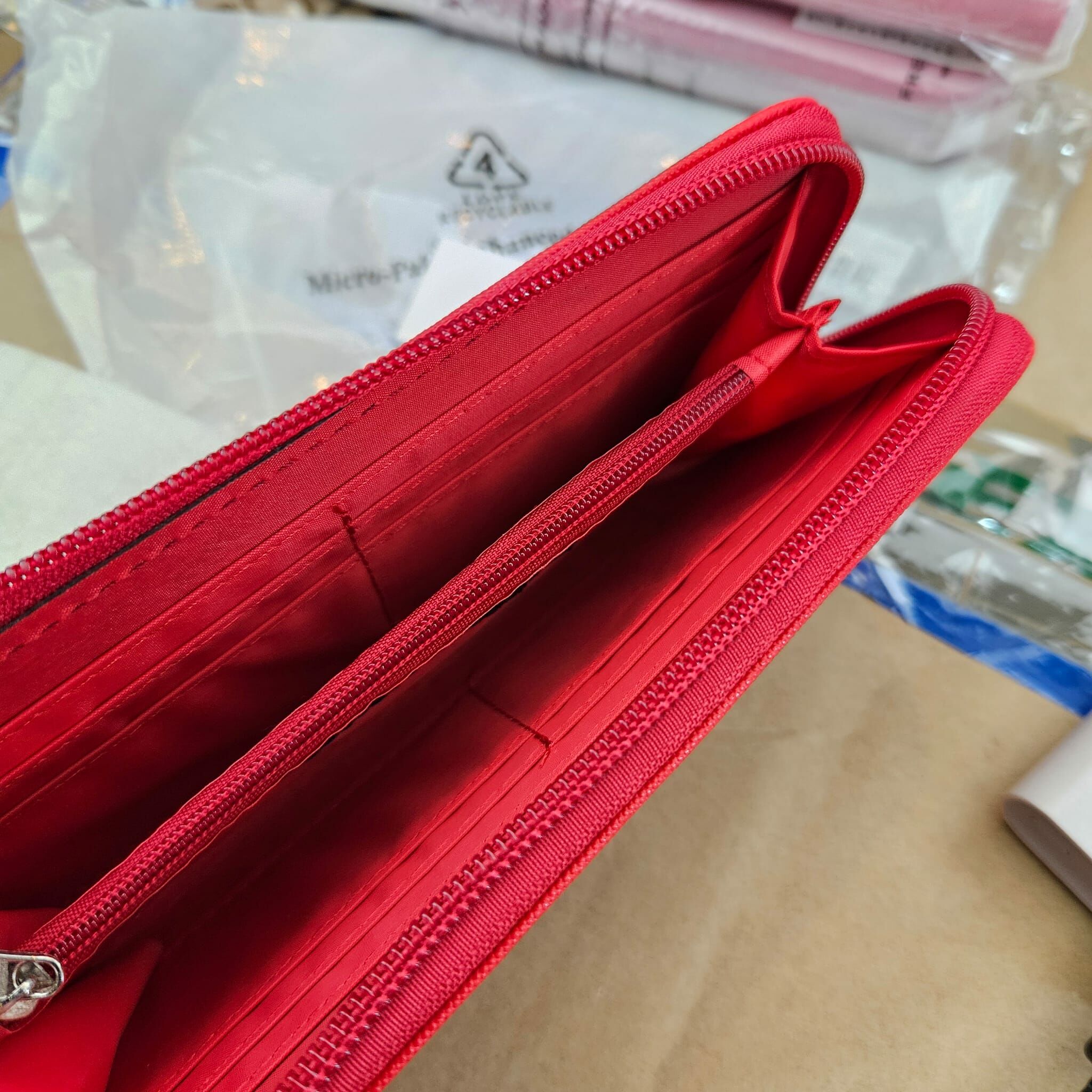 全新 FRENCH CONNECTION 銀包