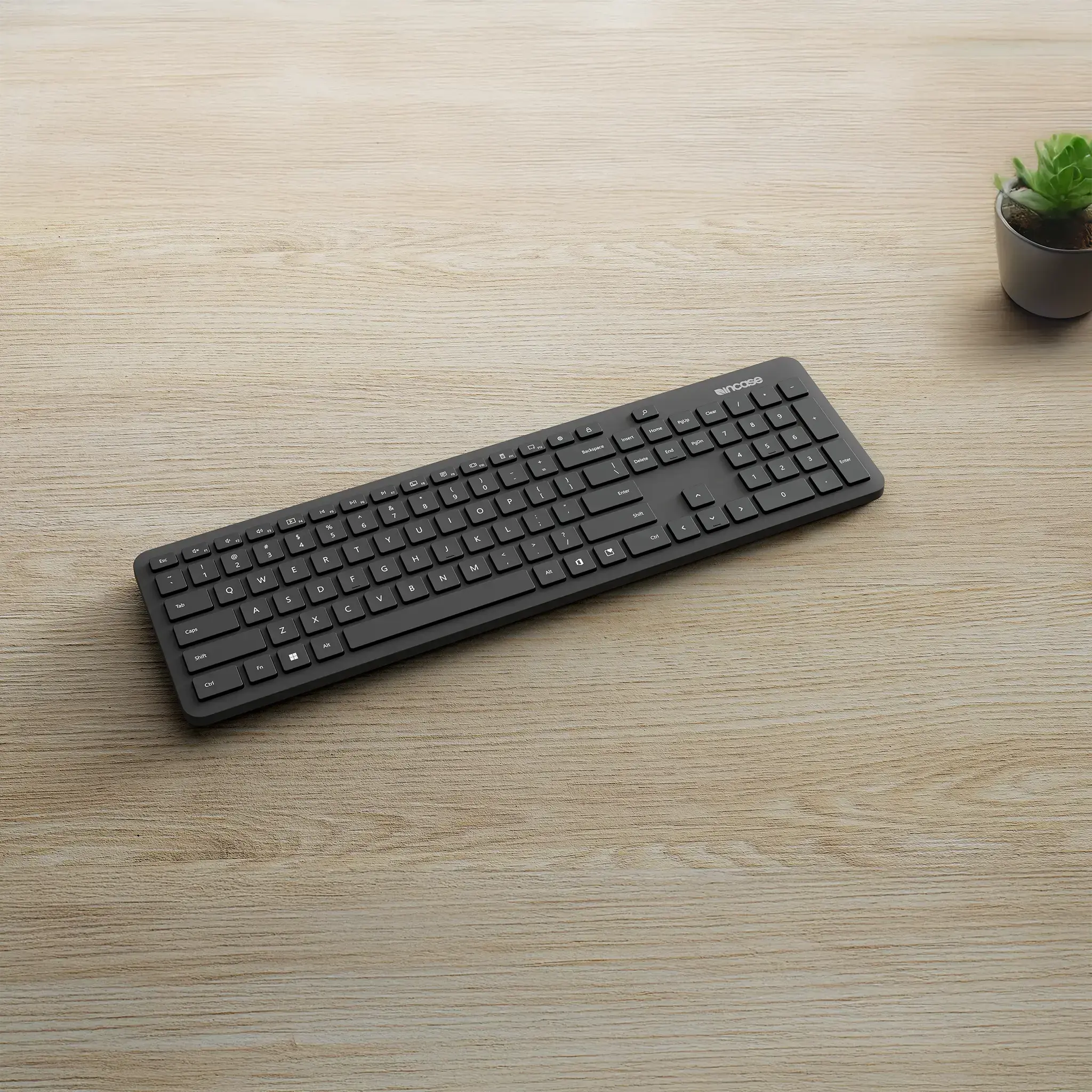 INCASE Bluetooth Keyboard Designed by Microsoft 藍牙鍵盤 QSZ-00017