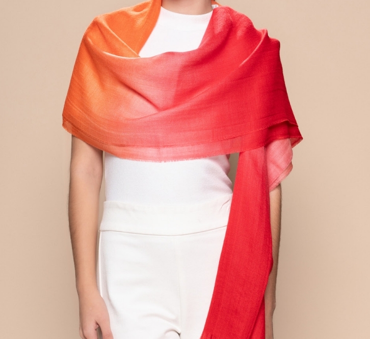 安地斯羊駝披肩｜輕薄混絲款 - 手染漸層紅｜秘魯