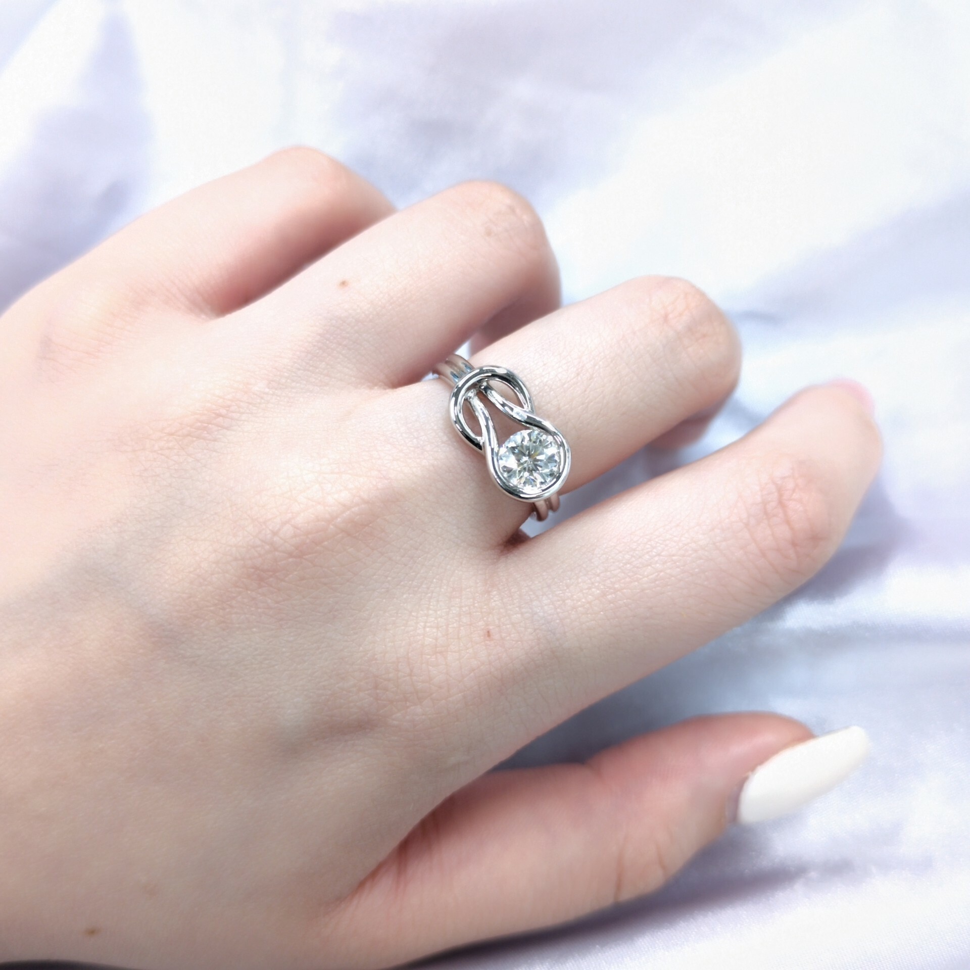 18K White Gold 0.68ct Diamond Ring