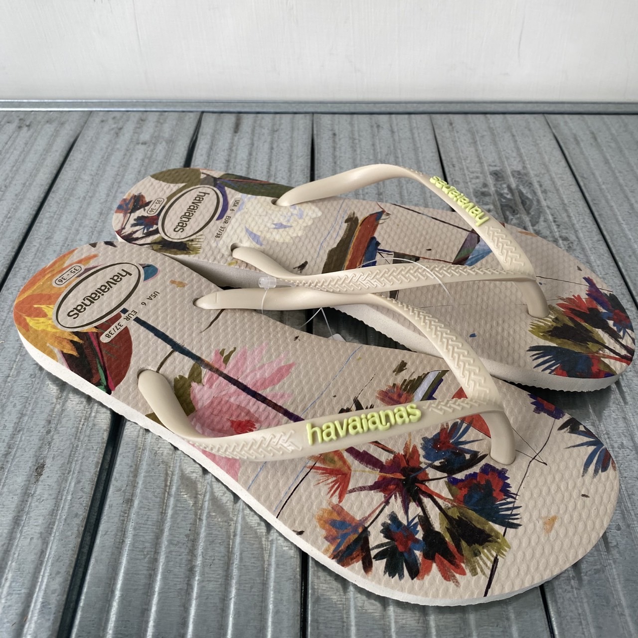 Havaianas 哈瓦仕 拖鞋 男女鞋 花海 奶茶色 4149813-0121W
