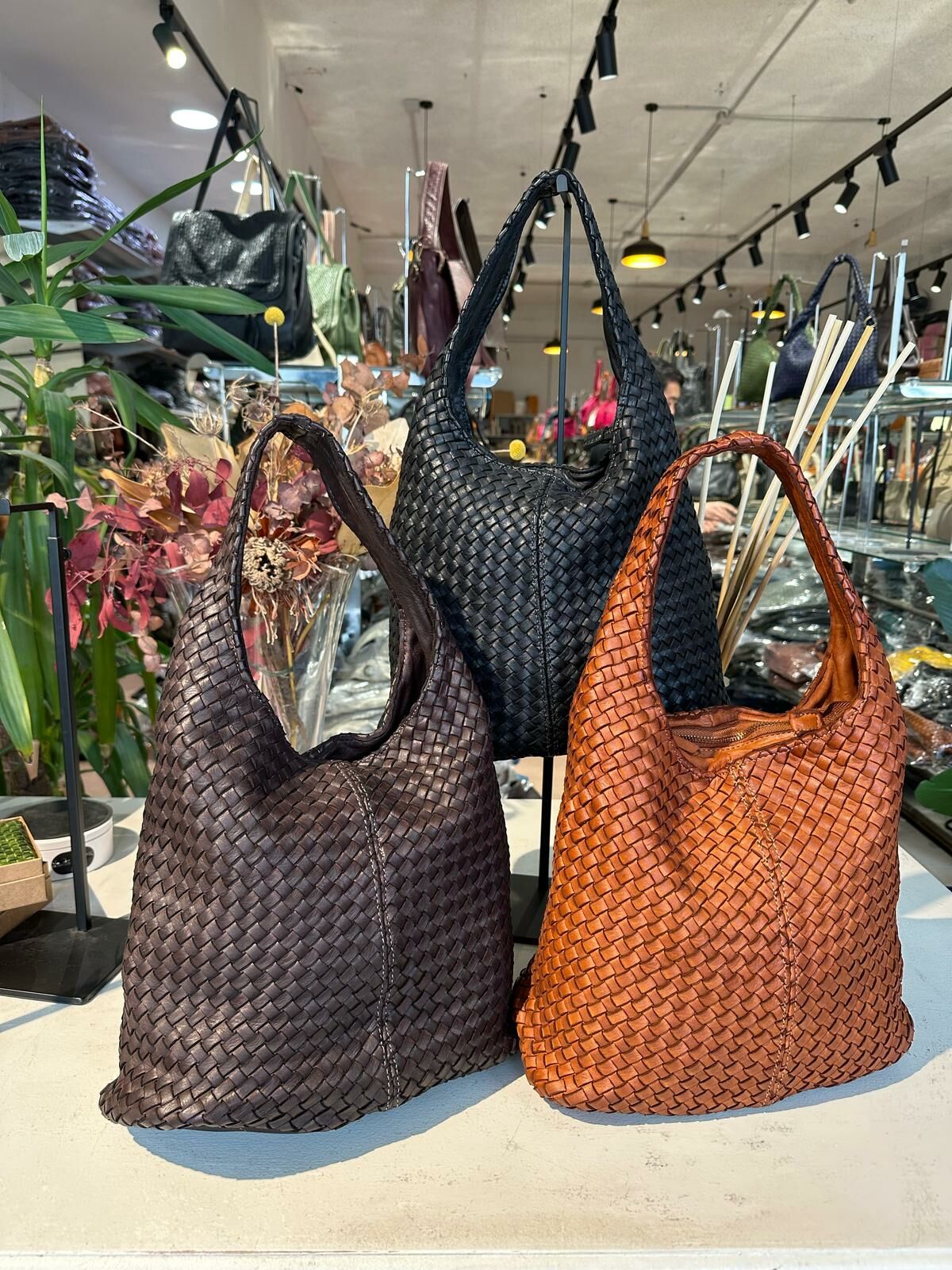 【現貨】意大利皮具 LL0228610 織紋側咩包