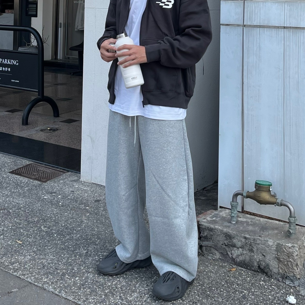 （現貨）P014 小楊店員激推!! 美式厚磅 版型超好 寬鬆闊腿棉褲