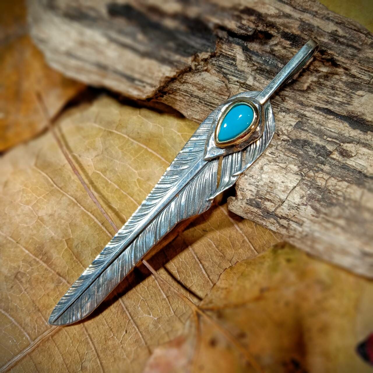 *Black Venom Jewelry- Freedom & Prayer 全銀金邊斬風羽鑲睡美人松石