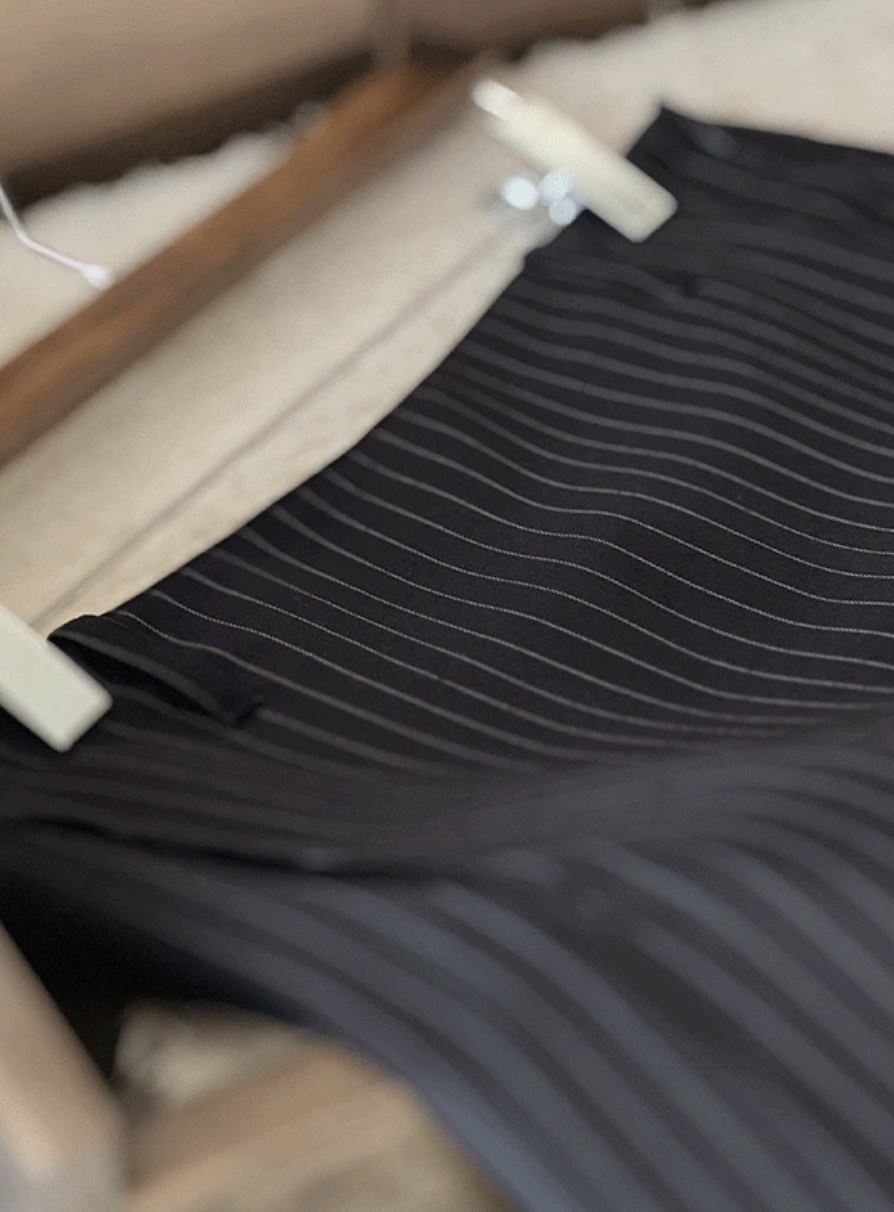 預訂｜SLOWAND #SLOWMADE Modern Classic 細條紋裙 (One Color)