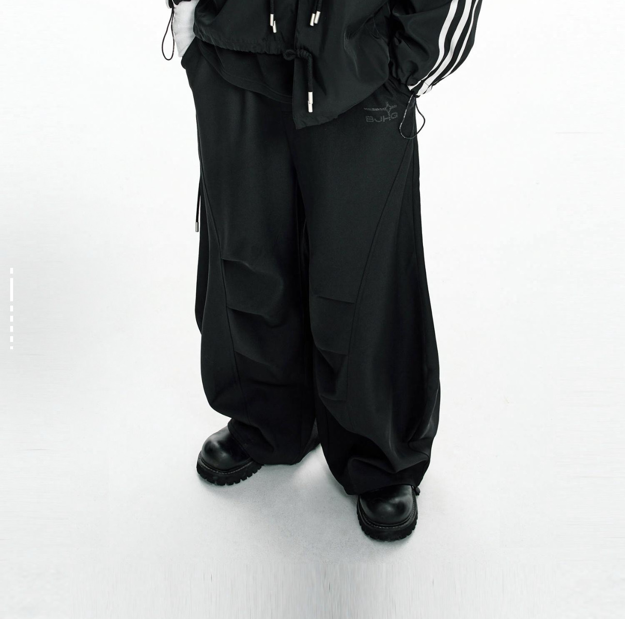 BJHG CLEAN FIT 彎刀垂墜免燙西裝褲(黑/灰/棕)