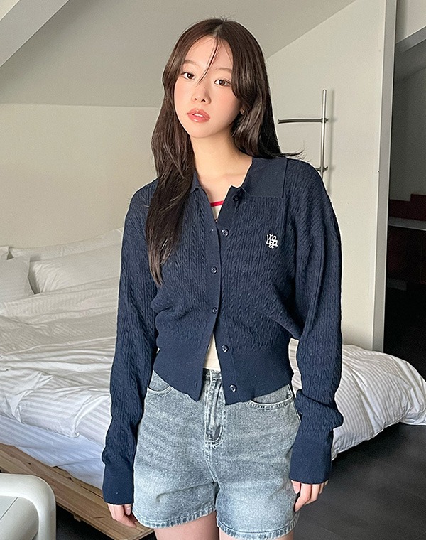 預訂｜MUAHMUAH LOGO COLLAR CABLE CARDIGAN