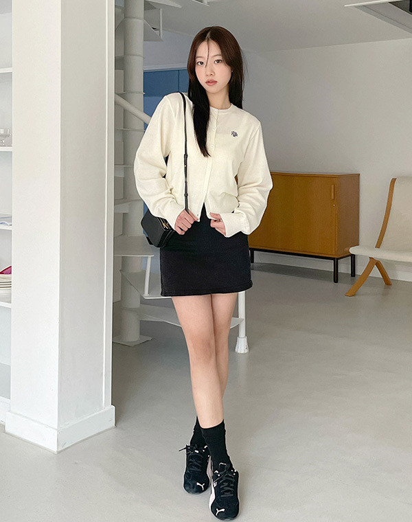 預訂｜MUAHMUAH LOGO STITCH ROUND CARDIGAN