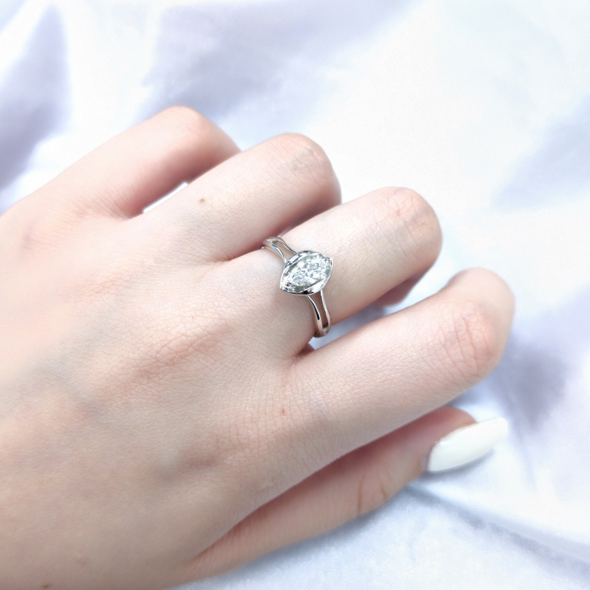 18K White Gold 0.41ct Marquise Cut Diamond Ring