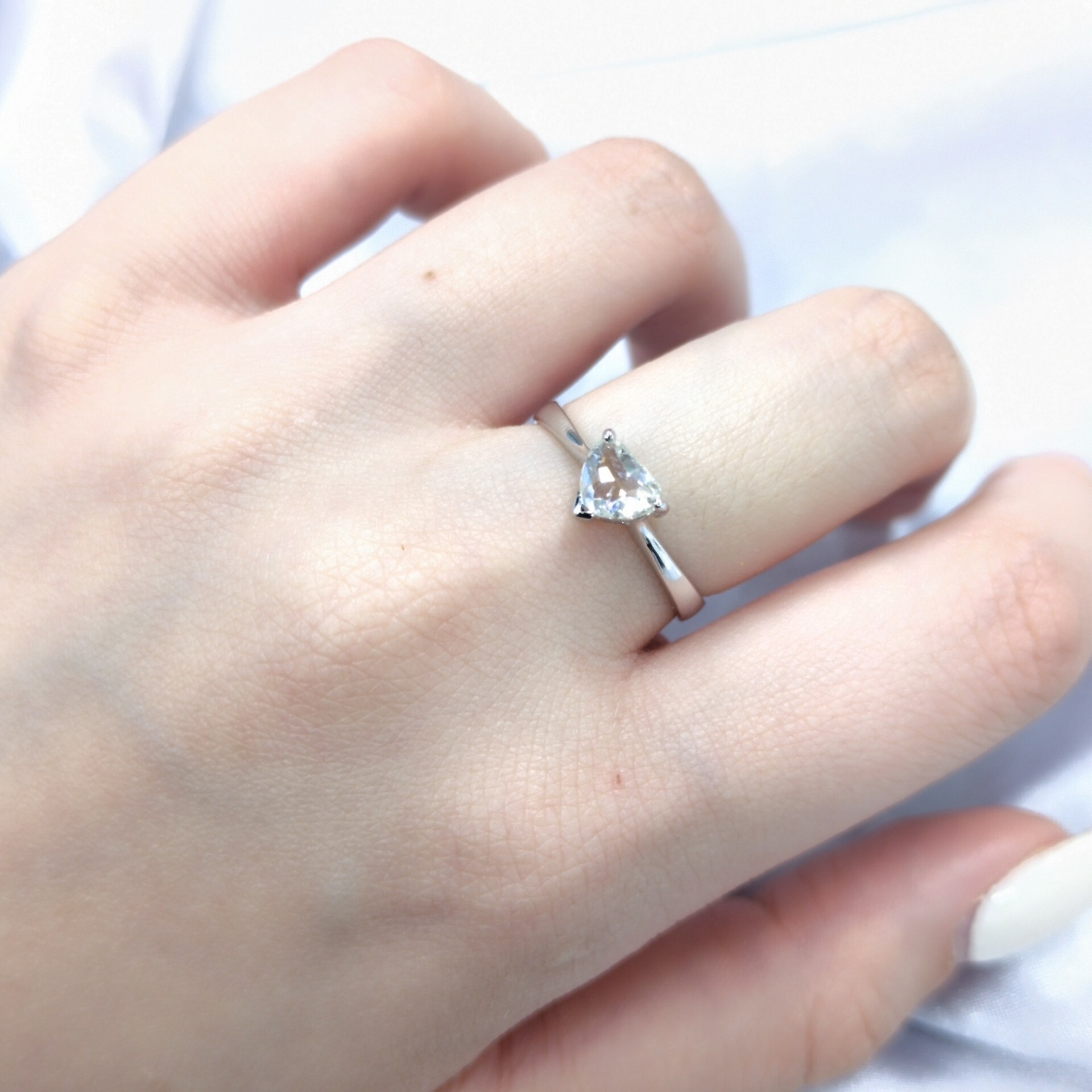 18K White Gold 0.57ct Heart Shaped Diamond Ring