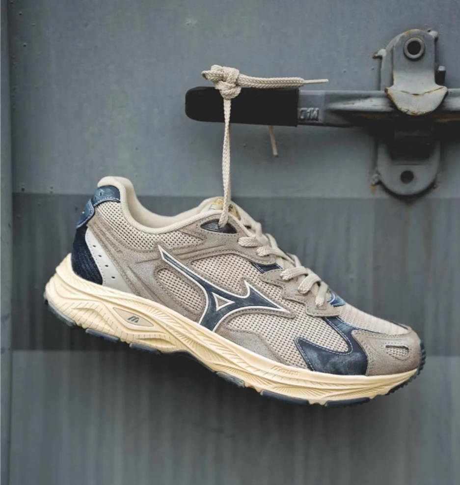 [預訂] MIZUNO Racer S | CNY Snake