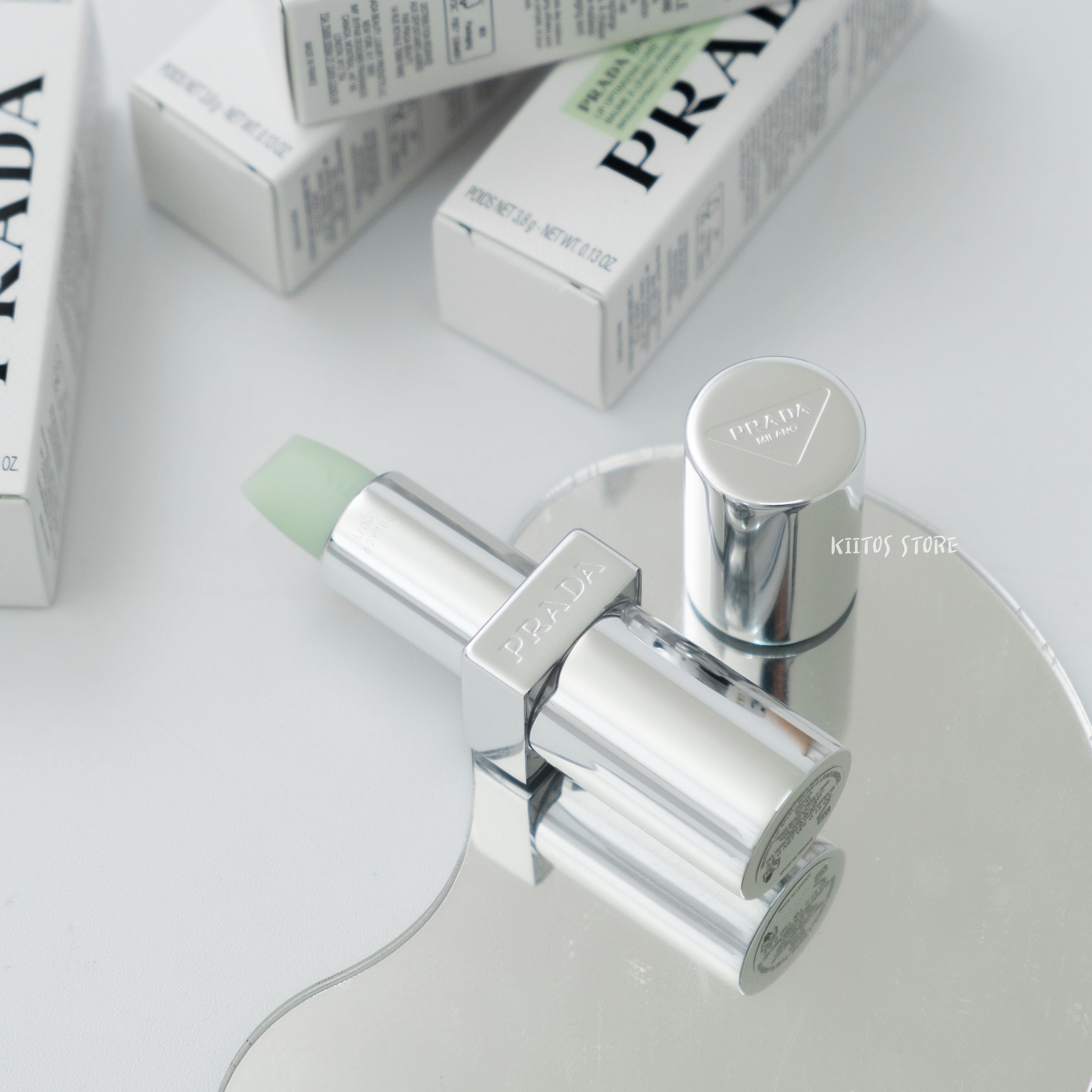 現貨 Prada 普拉達 經典潤唇膏 綠色 U000 3.8g