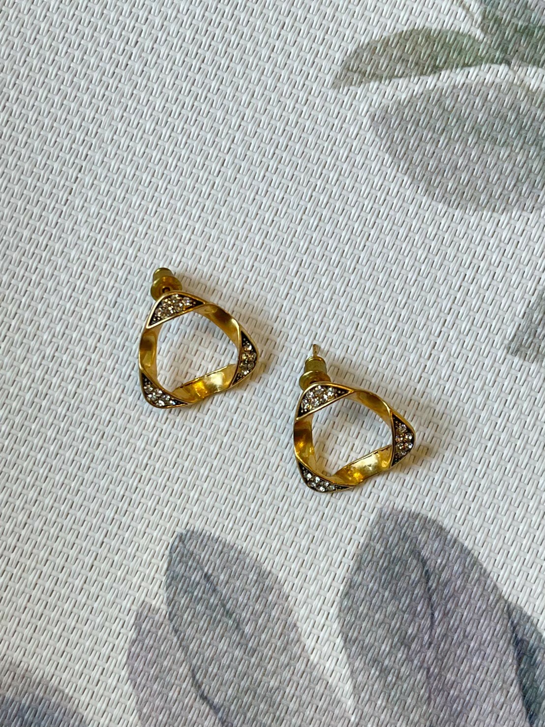 三角形拼鑽耳環