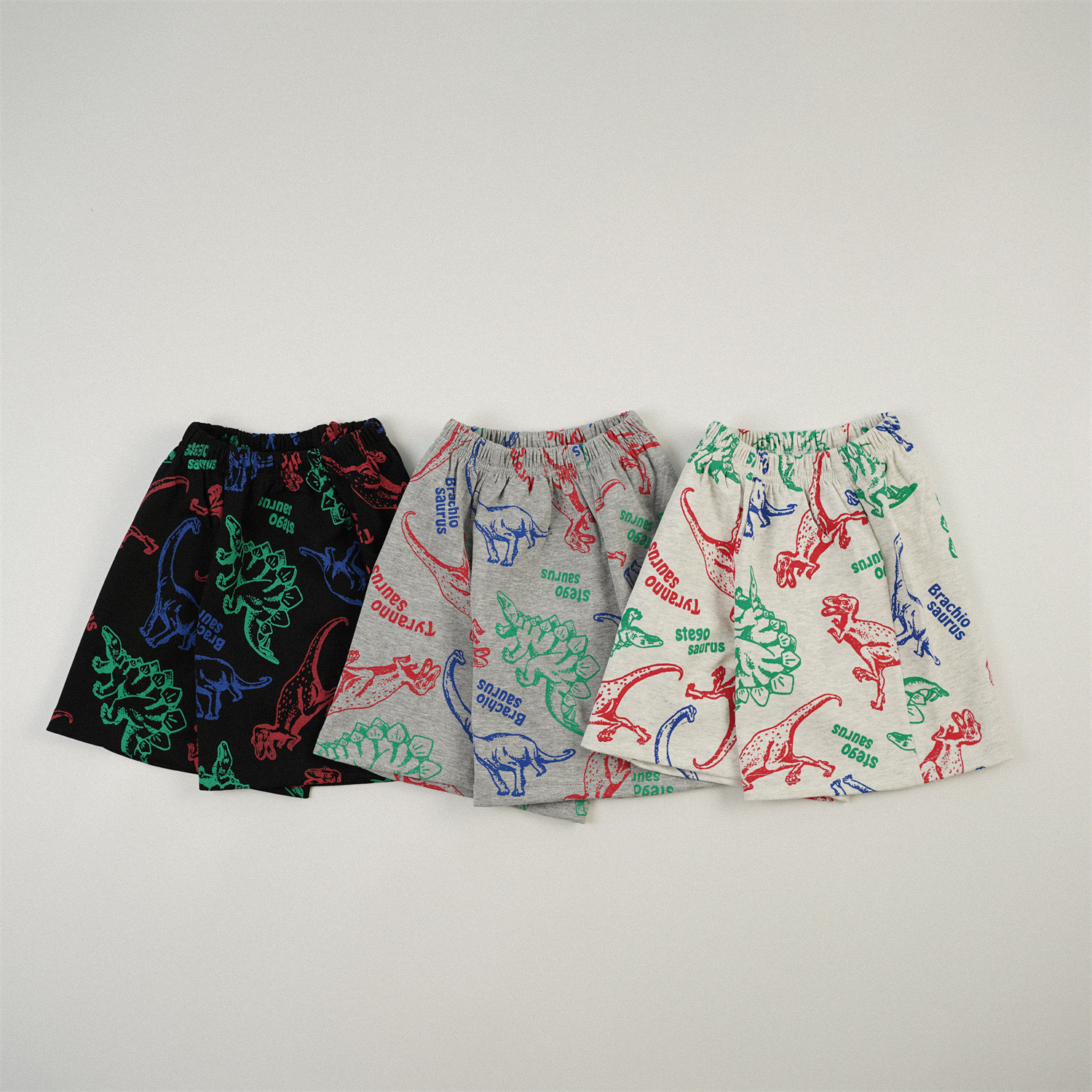 三色手繪恐龍短褲