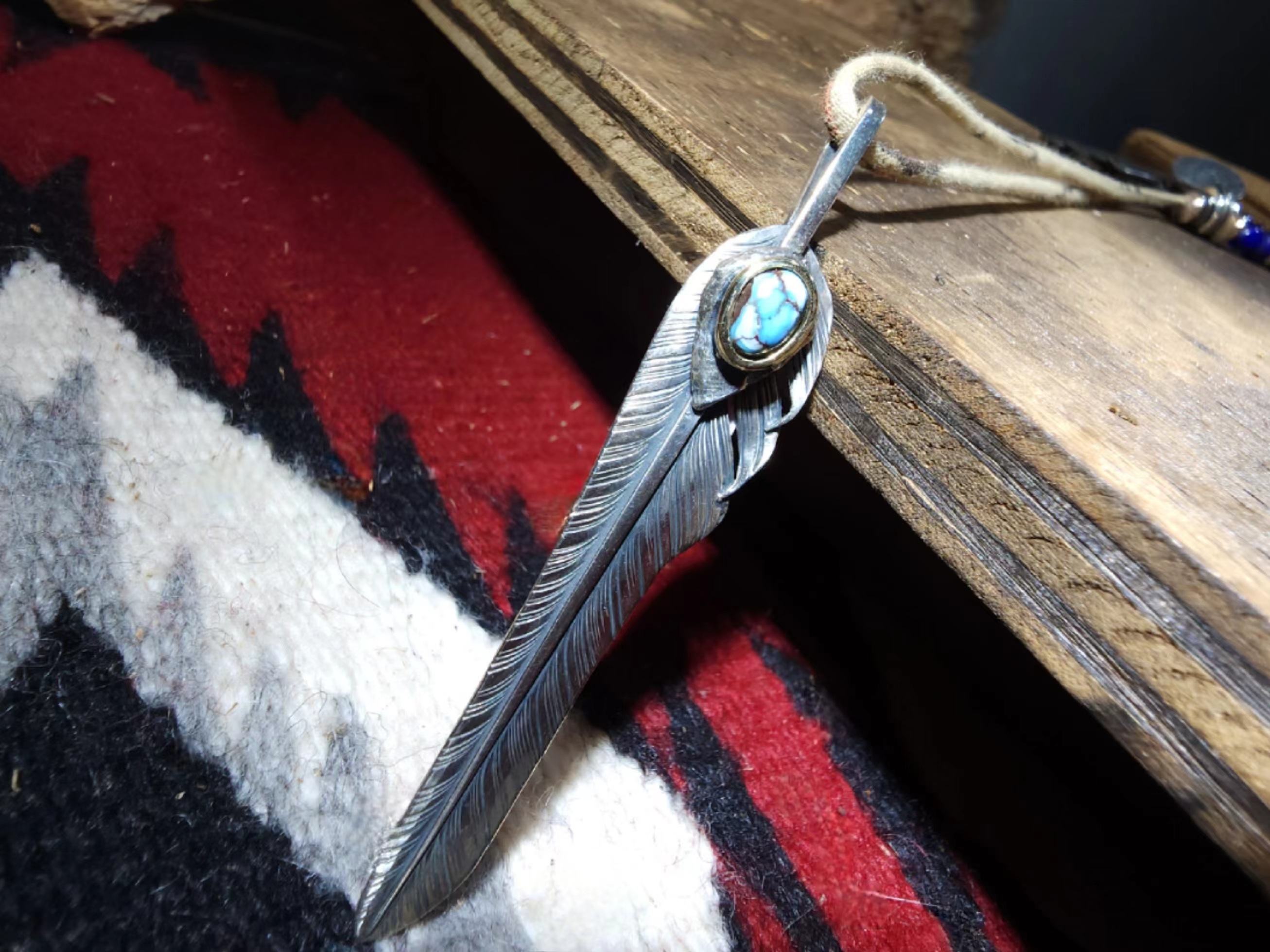 Black Venom Jewelry- Freedom & Prayer 全銀金邊斬風羽鑲 Golden Hill松石