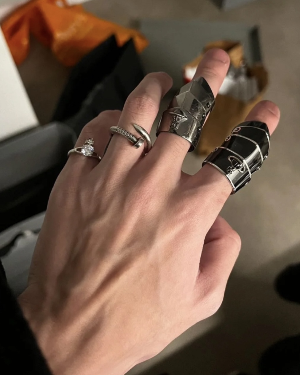 【Focus Store】預購 Vivienne Westwood Armour Ring 西太后 盔甲戒指 銀黑色 925銀