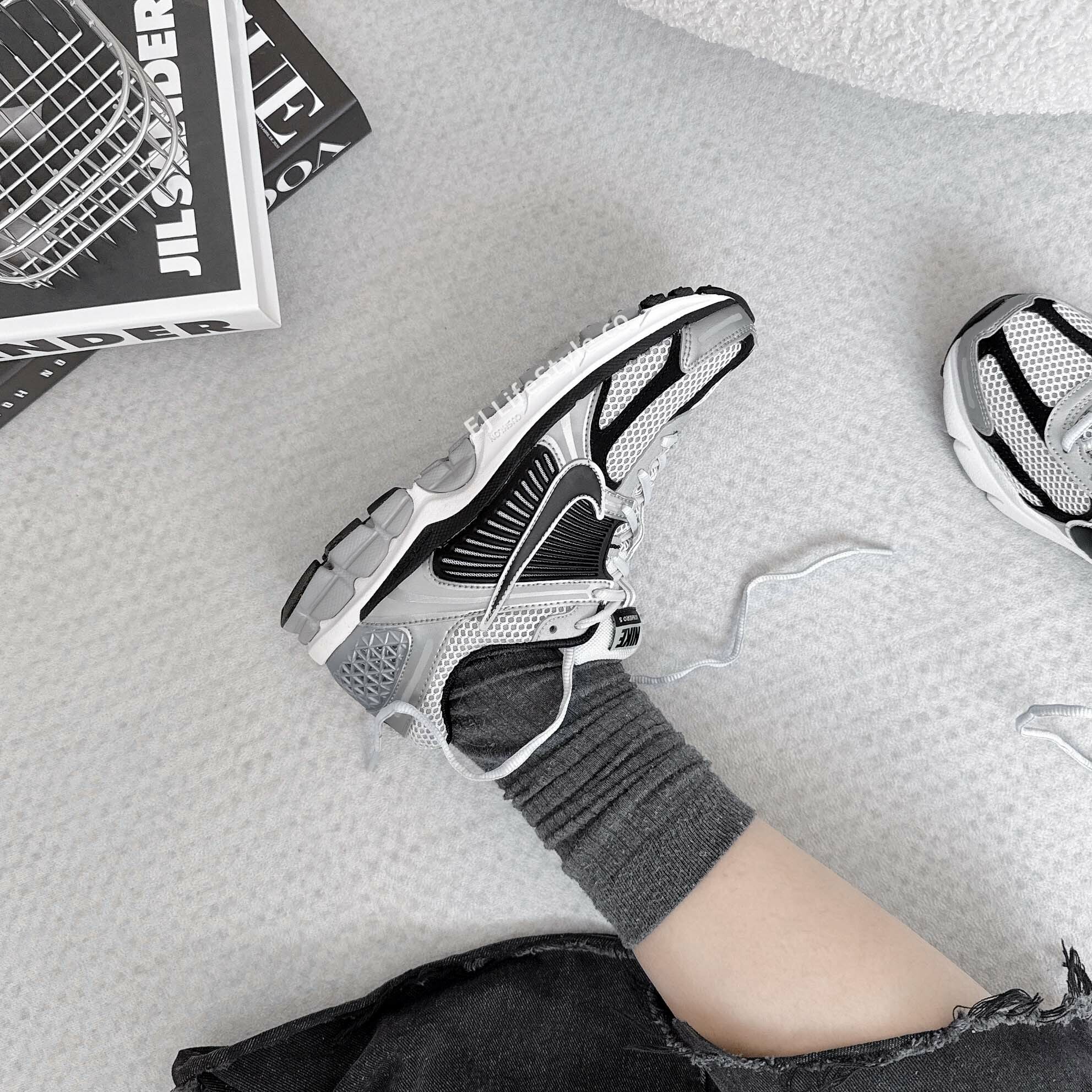 NIKE ZOOM VOMERO 5 金屬黑銀 黑灰銀 銀色 男鞋 FJ4151-004 / 現+預