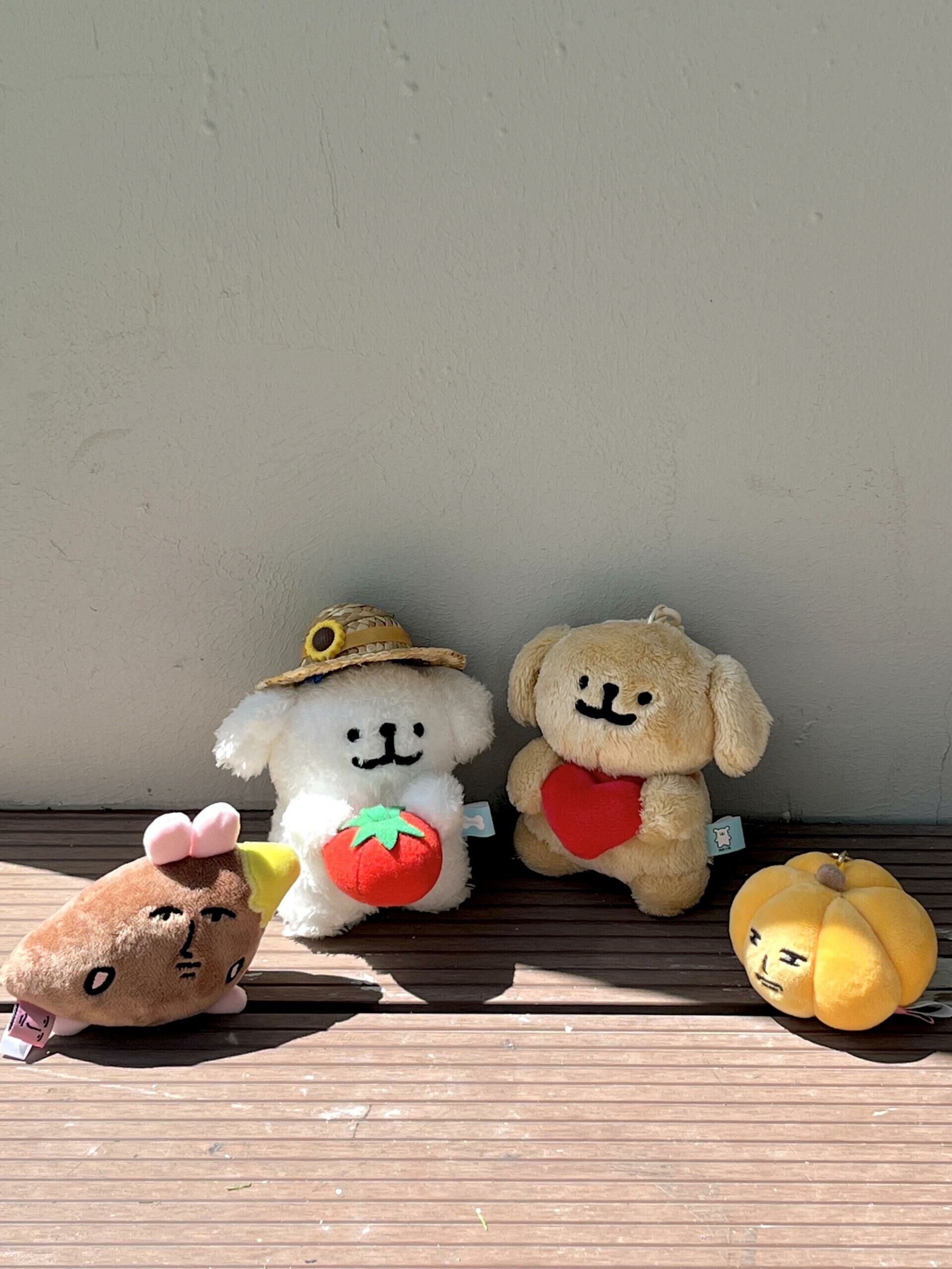 線條小狗 Maltese 馬爾濟斯 正版授權 馬卡龍 番茄 愛心 玫瑰 吊飾 鑰匙圈 毛絨公仔 多款 (任買兩件711免運)/預購