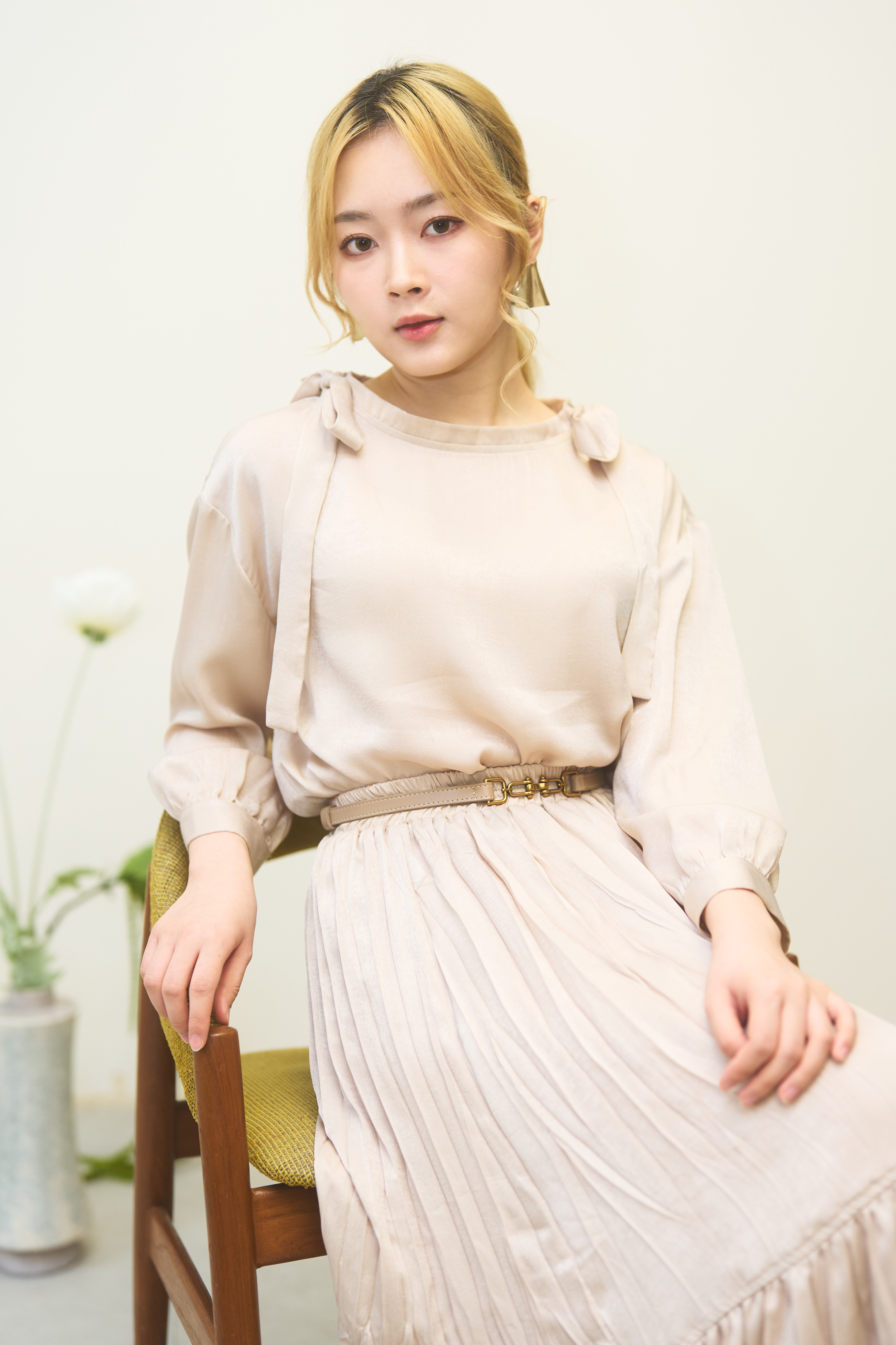 亮晶晶～領口綁帶上衣 - BL51373