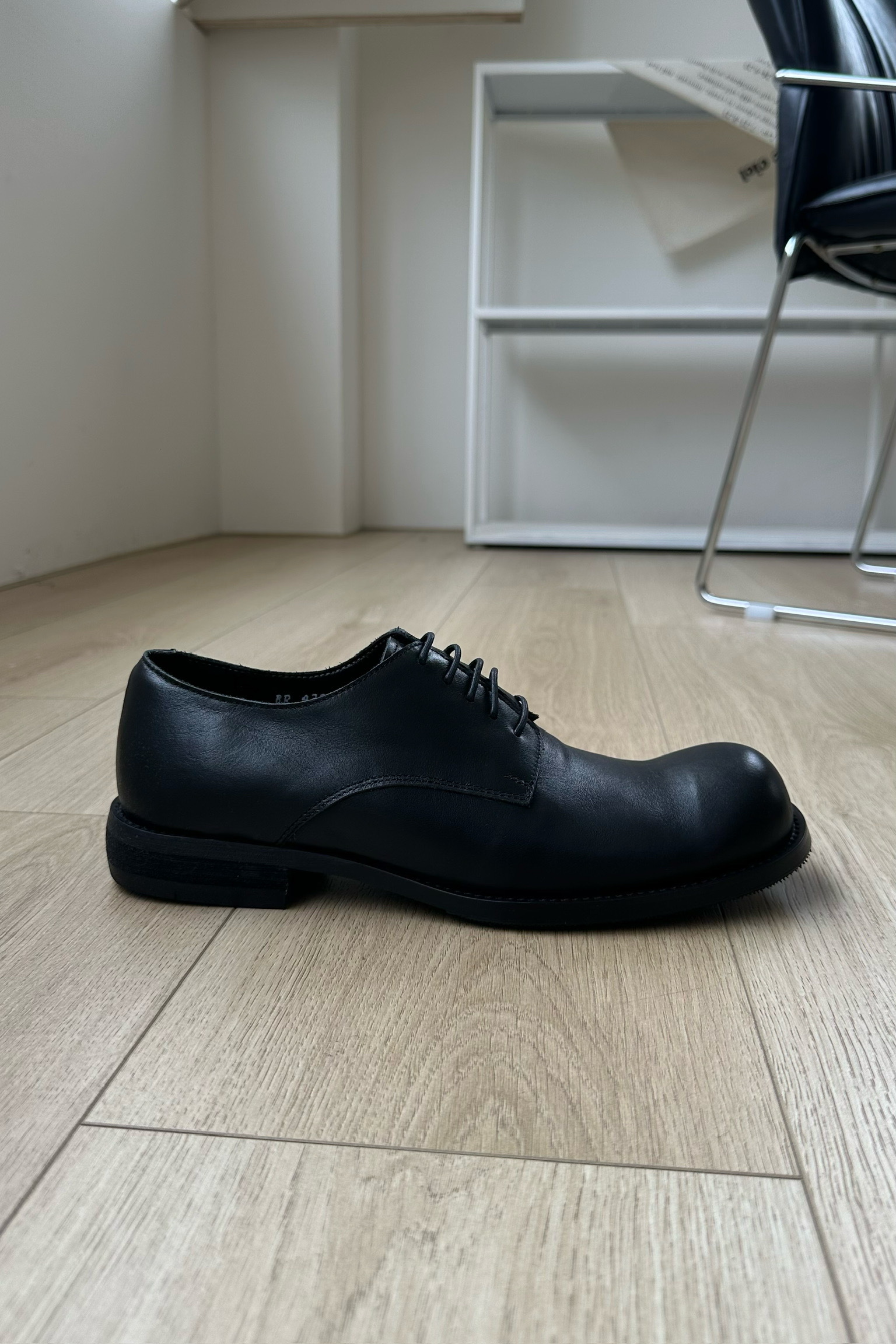 德比翹頭牛皮皮鞋