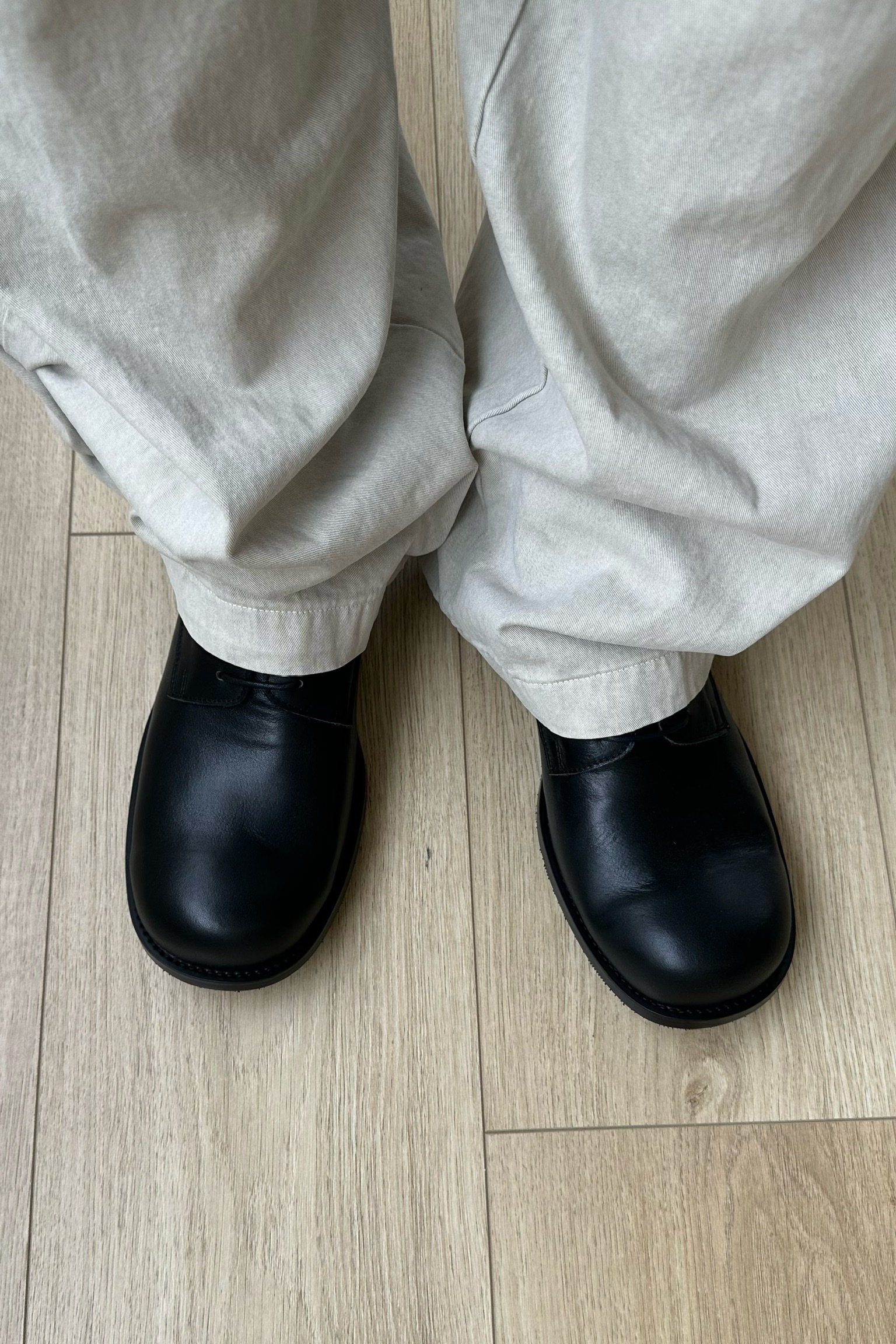 德比翹頭牛皮皮鞋