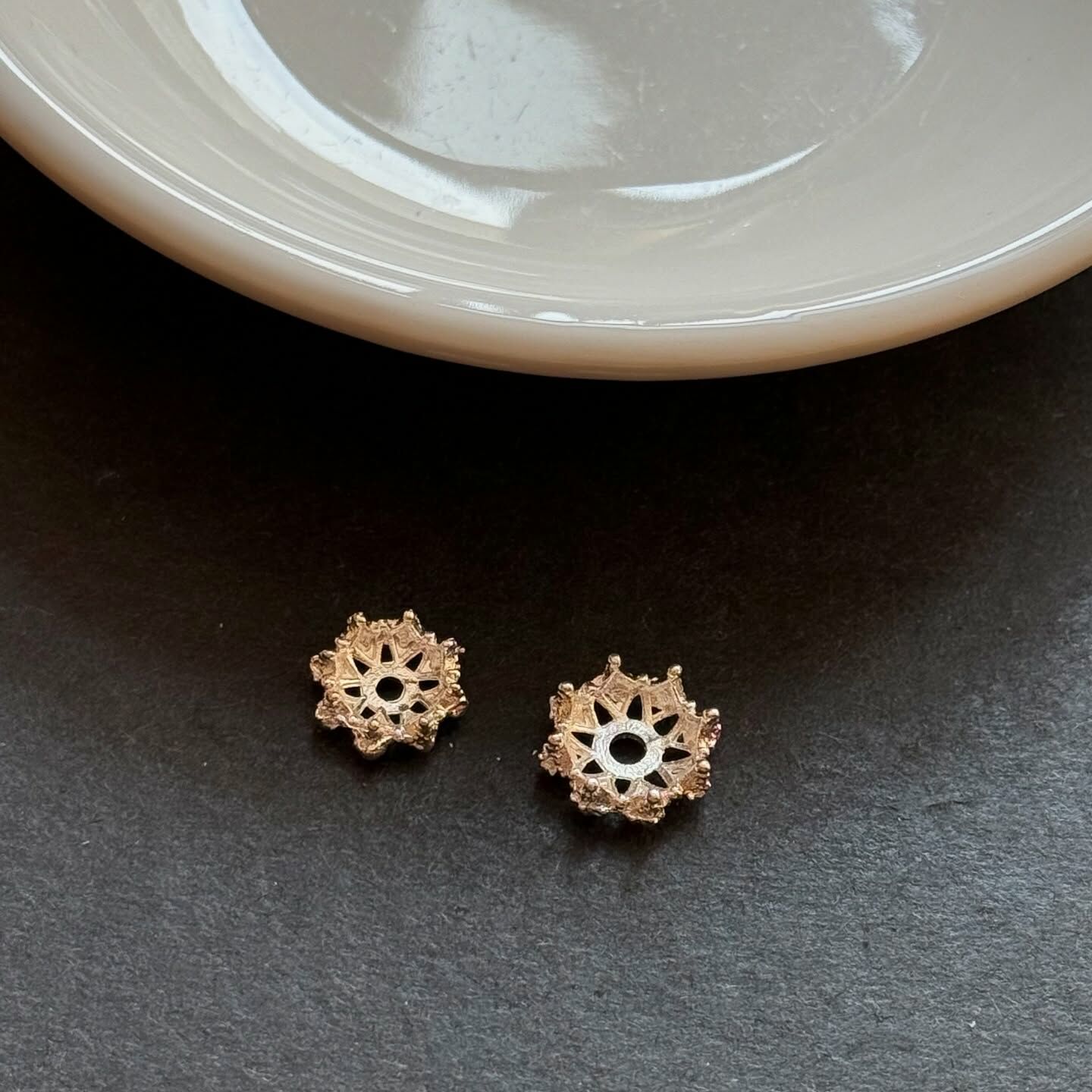 [原石] 金屬隔珠配件 包框 一組 5 個