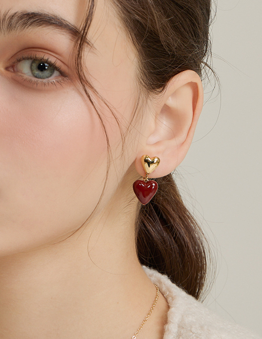 熱戀畫釉愛心。夾式耳環