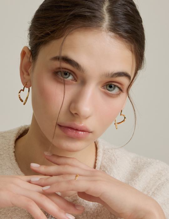 愛心雙線。銀針耳環(金)