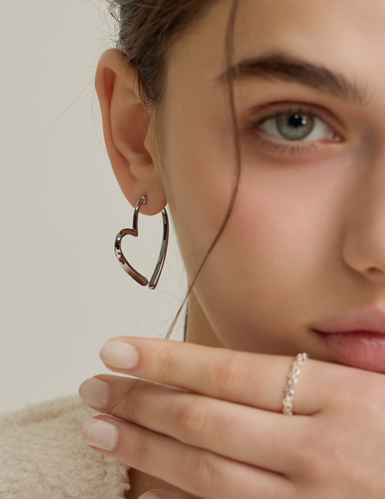 愛心雙線。銀針耳環(銀)