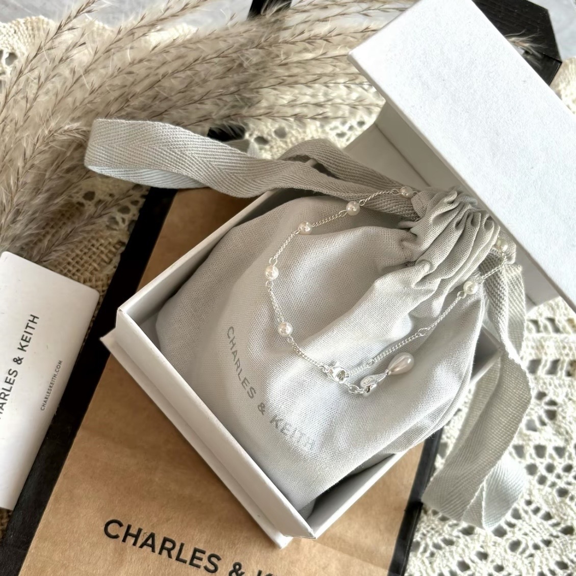 <快速出貨> Charles & Keith 小CK Corrine 珍珠手鍊 月光謐語🩶🌙