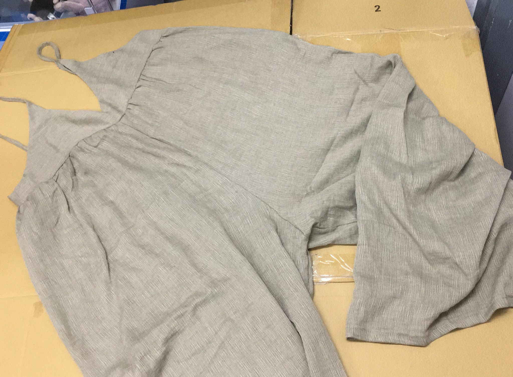 現貨 韓國連身褲，清貨價貨品，不設退換(AT3 514)