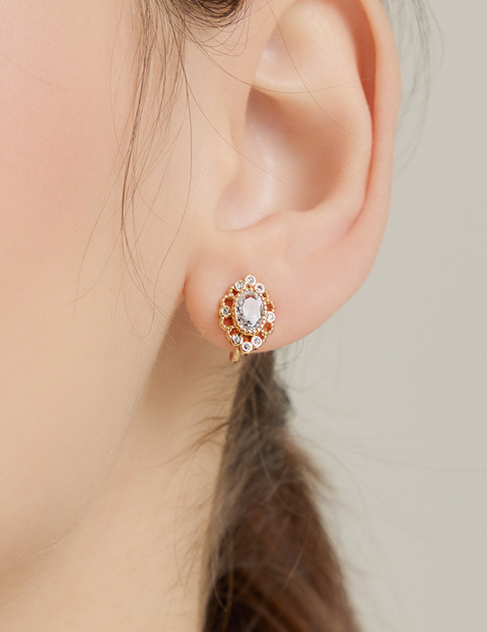 法式浪漫微鑲。夾式耳環