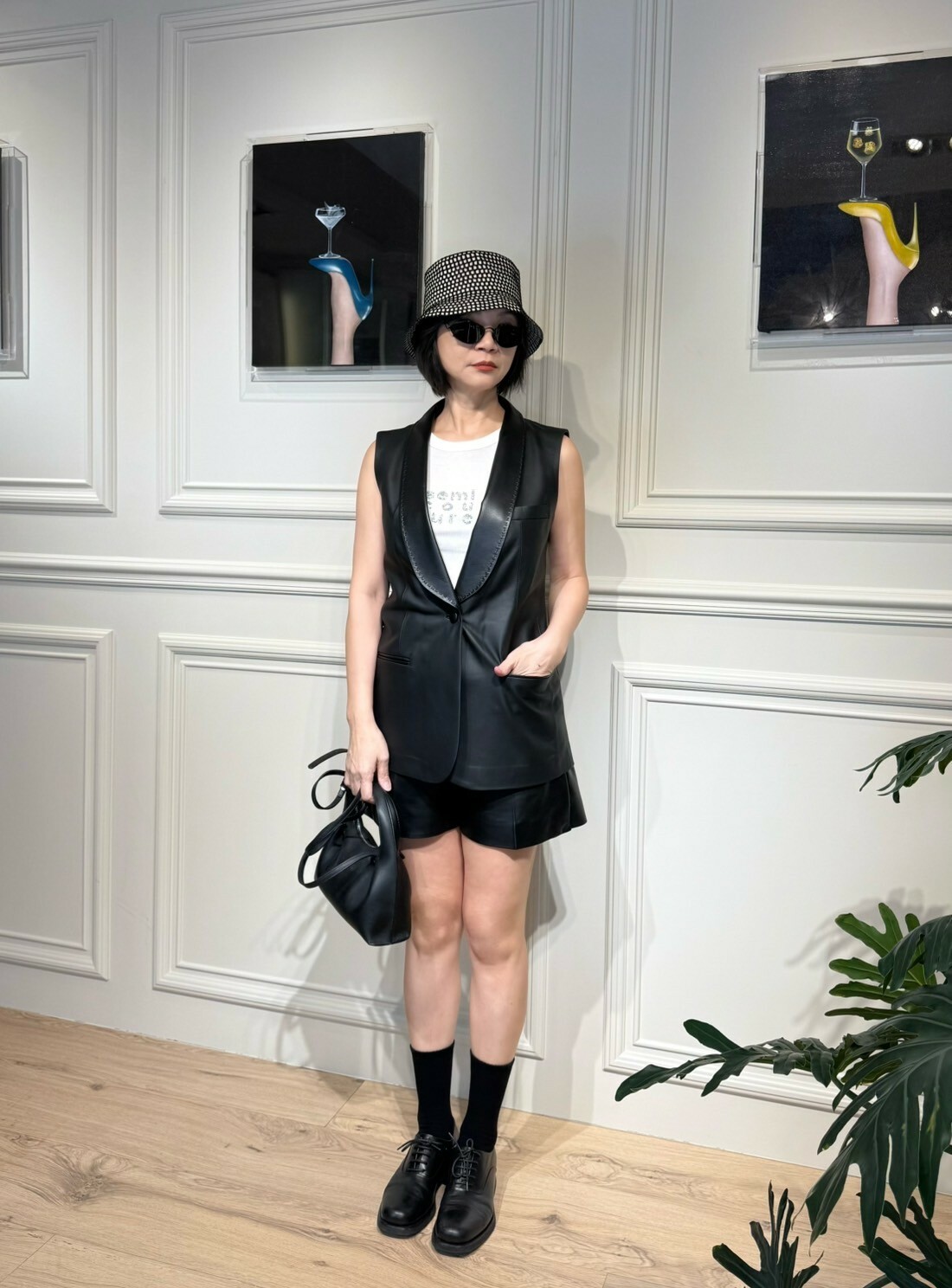 DESA 1972 拉鍊皮短褲