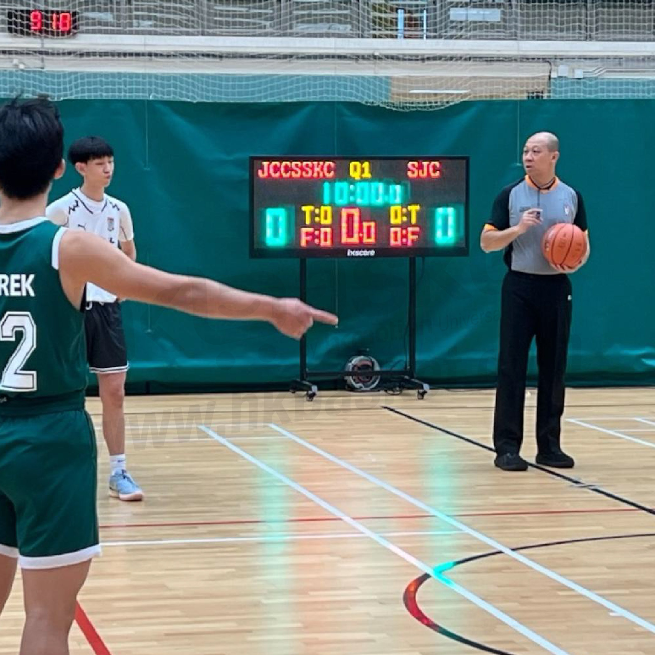 [租用] HKscore® 專業版籃球賽三屏電子計分板套裝